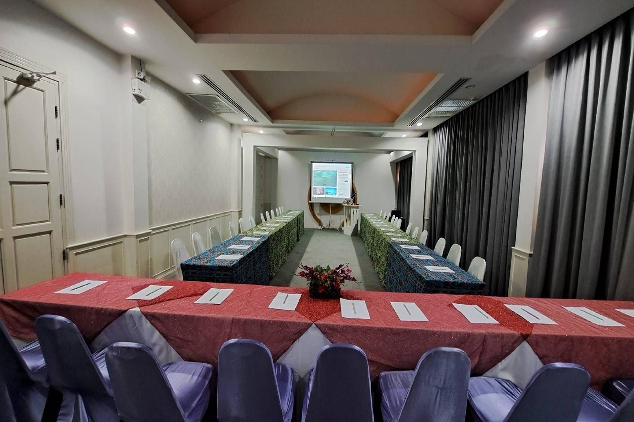 meeting room / ballrooms