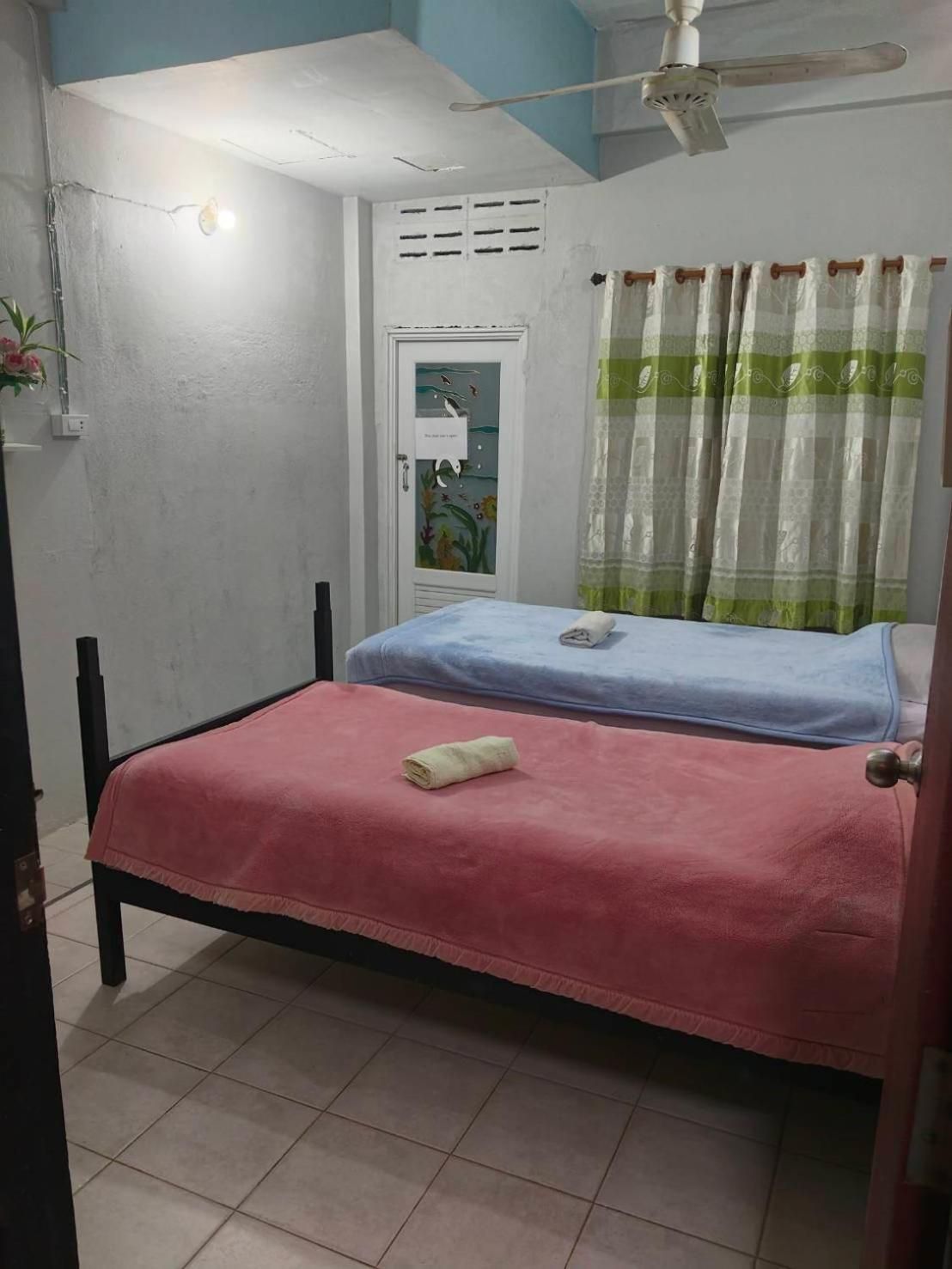 Twin Room with Shared Bathroom
