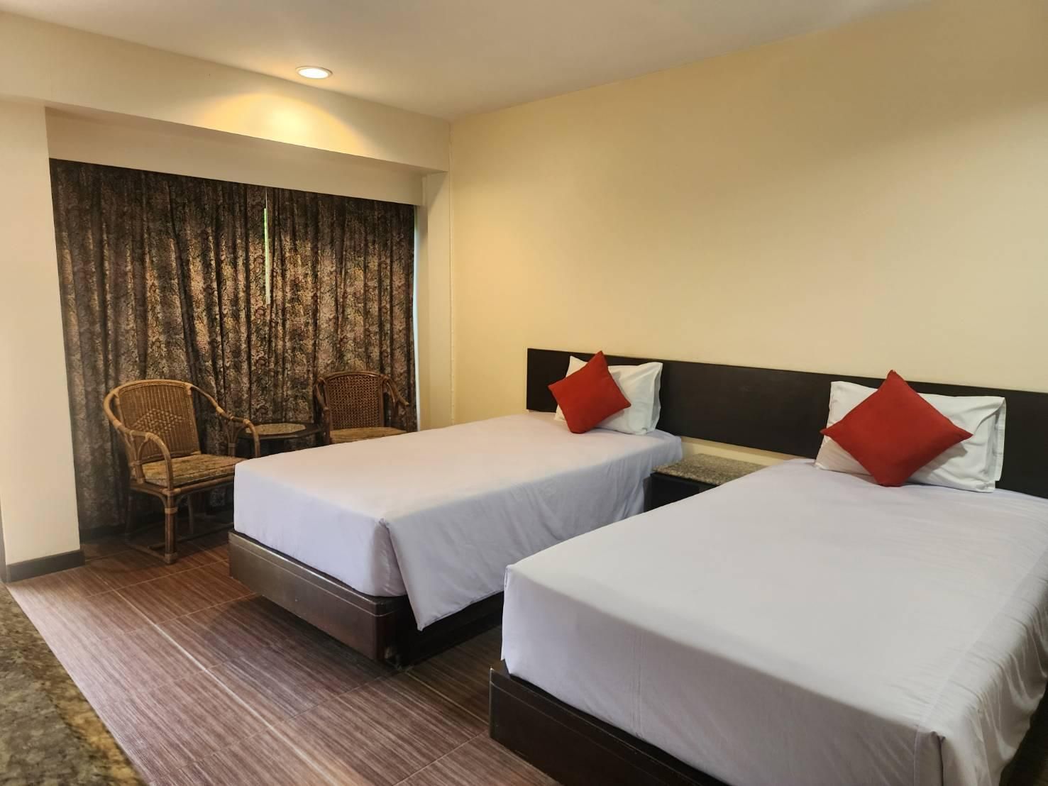 Standard Twin - 2 Single Beds