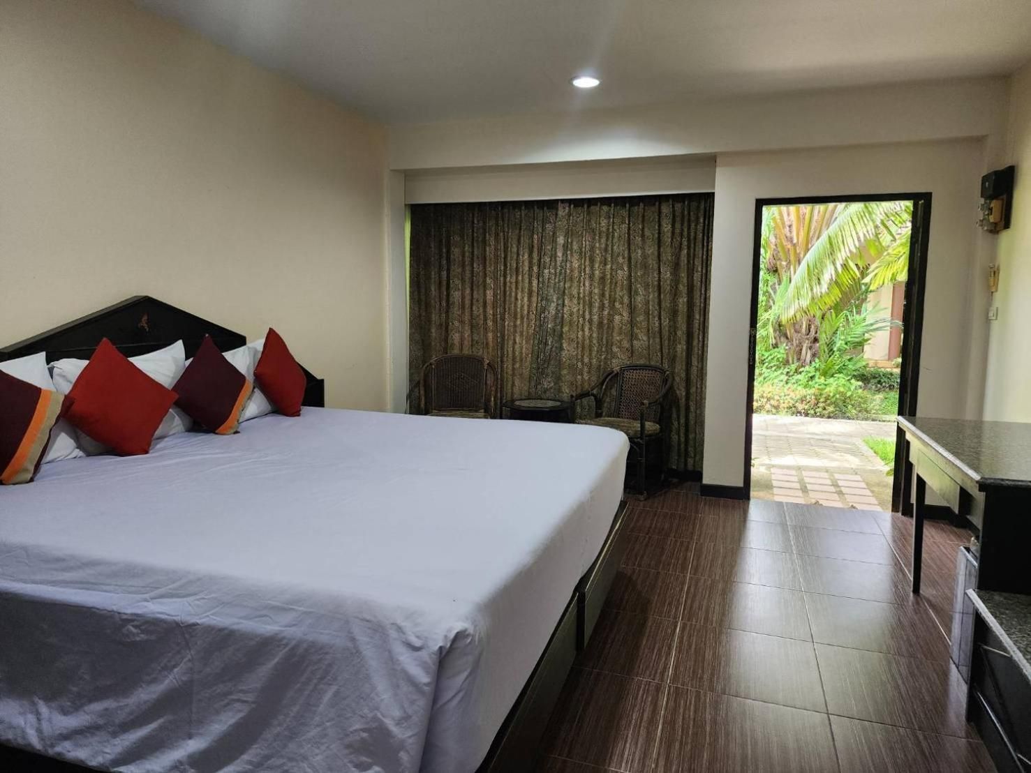 Amorn Inn Resort Superior Double Room