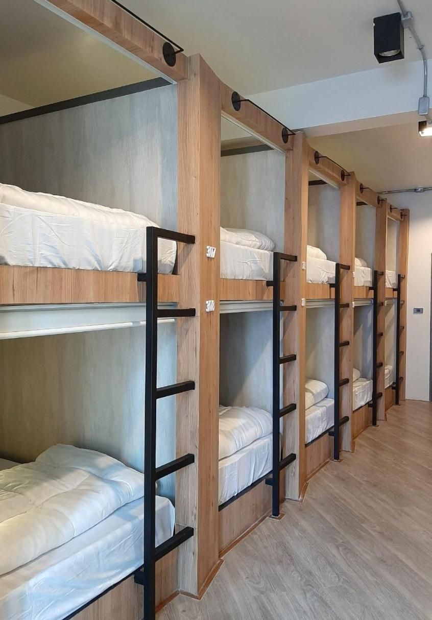 Mixed Dormitory Room