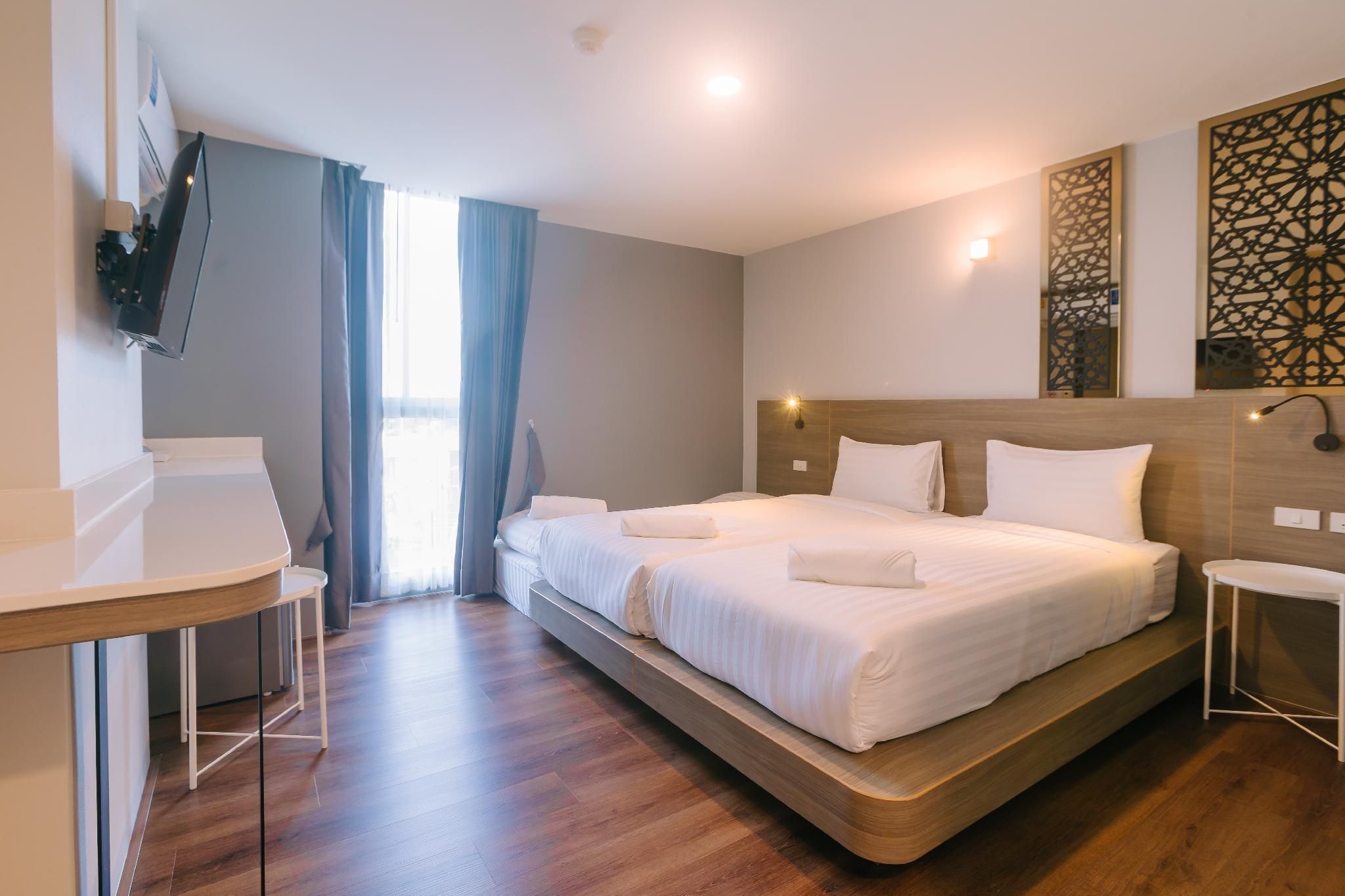Twin Bed Non-Smoking