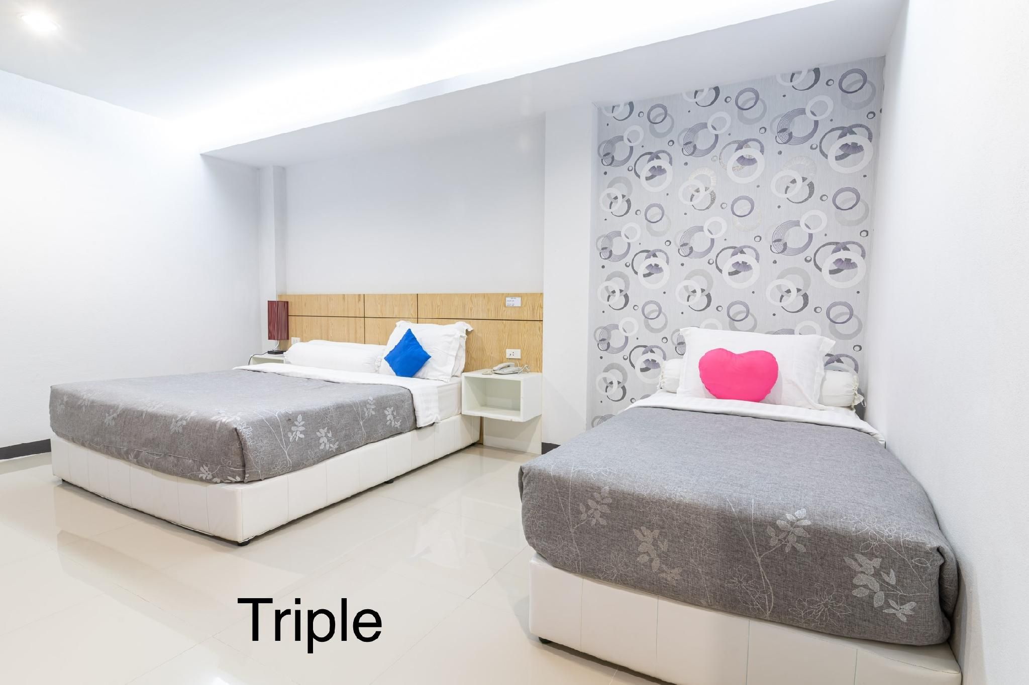 Triple Deluxe