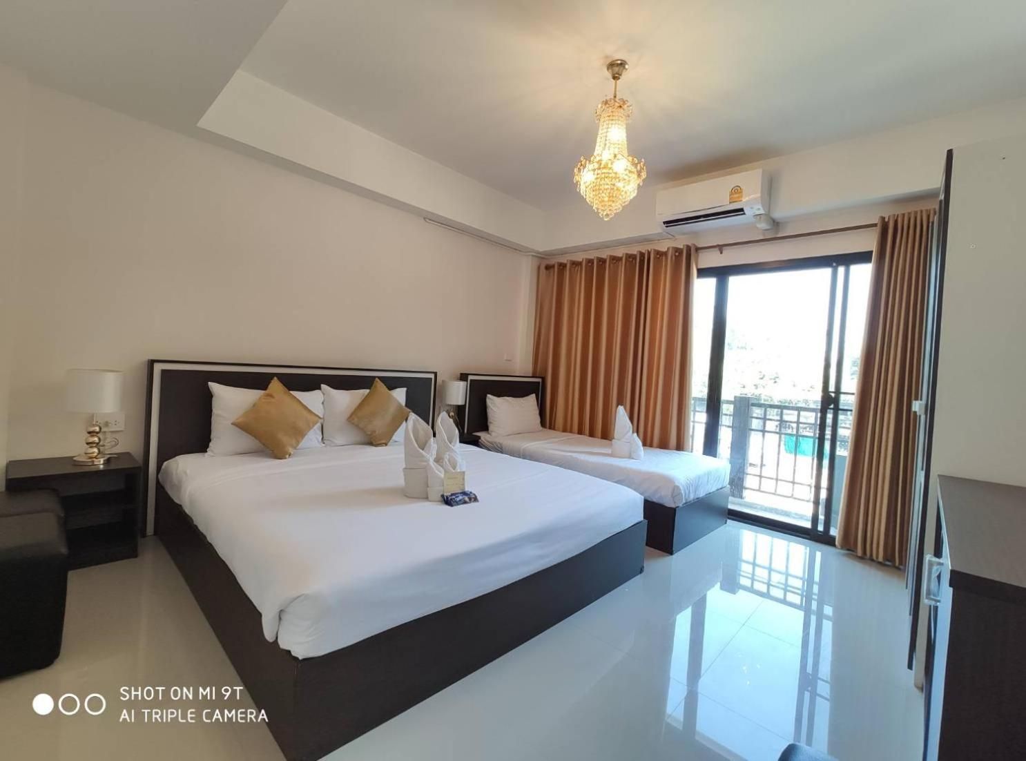 Triple Room