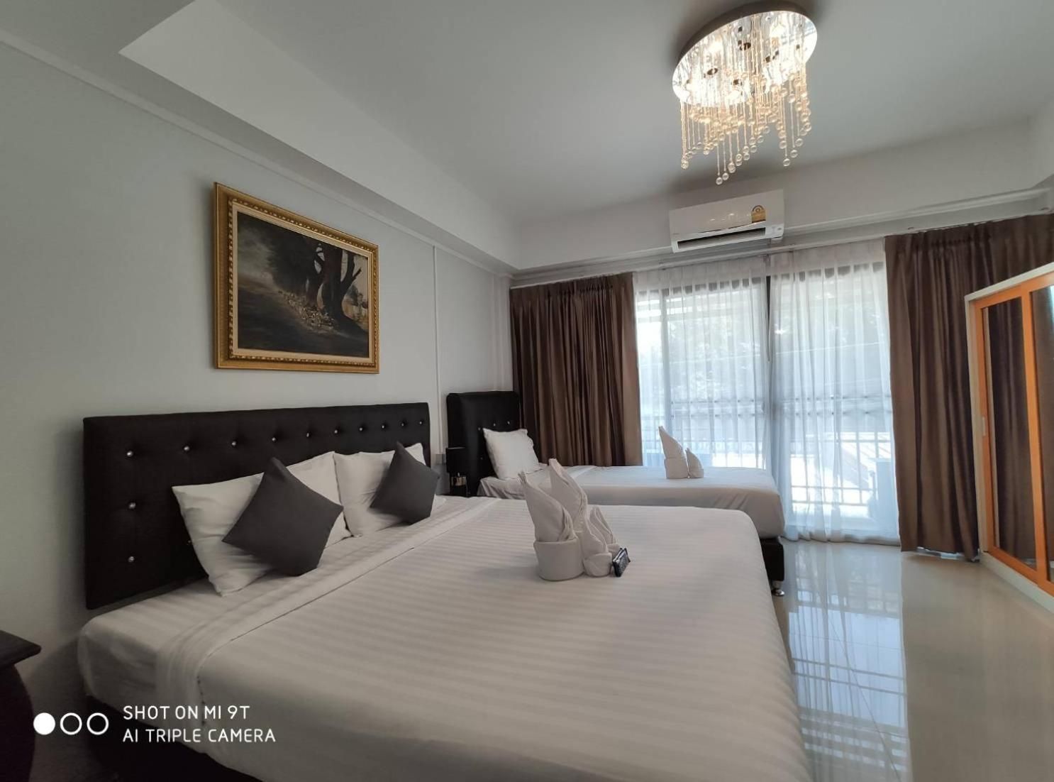 Triple Room with Shower - Non-Smoking