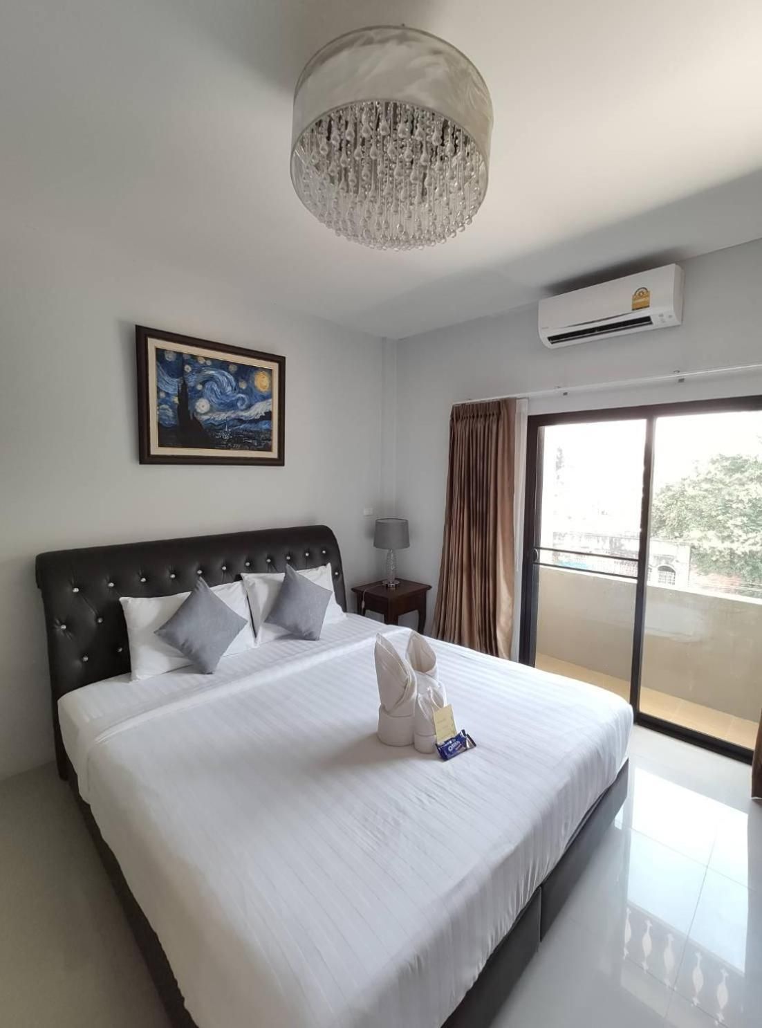King Room with Garden View
