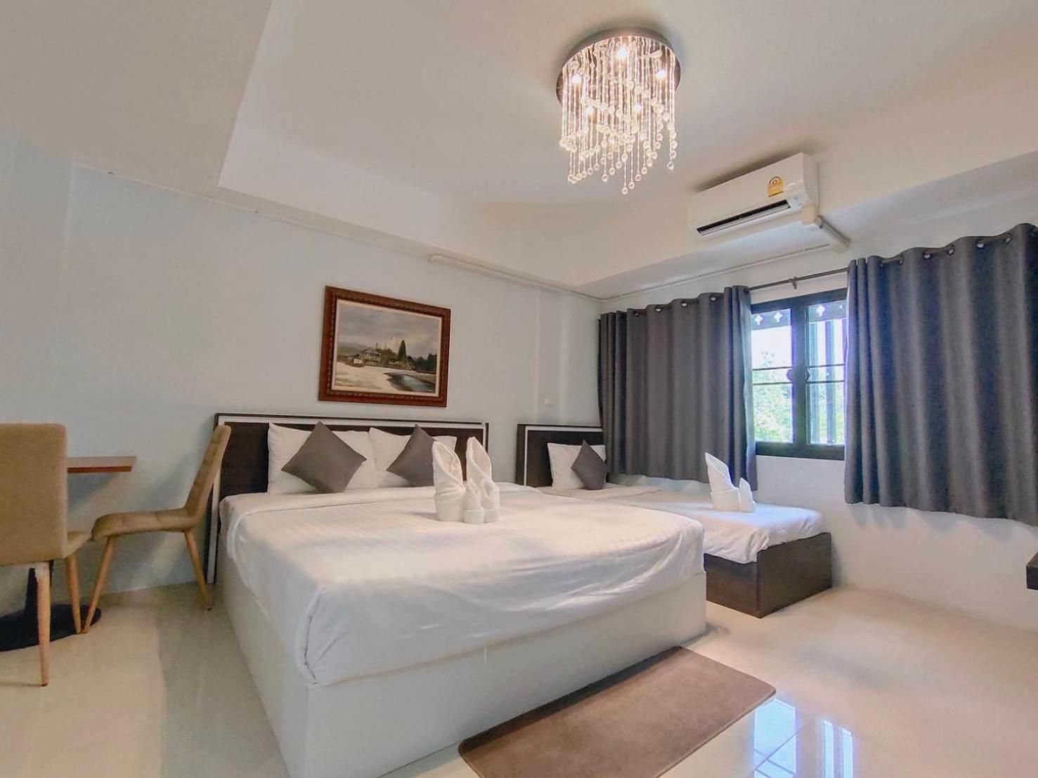 Deluxe Triple Room