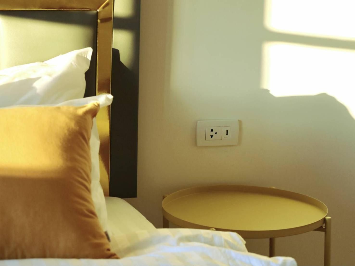 Standard Double Room with Shared Bathroom