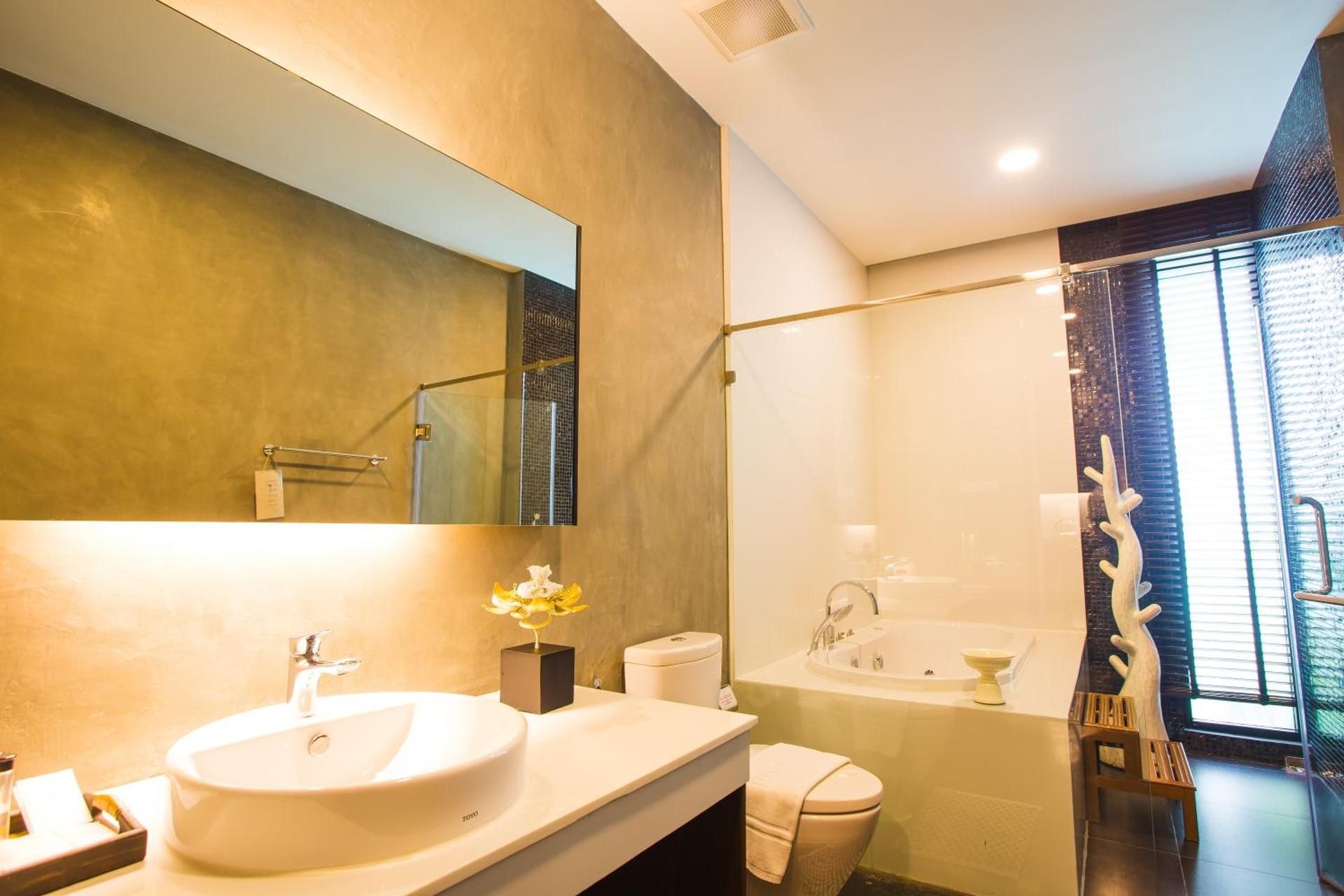 Premium Quadruple Room