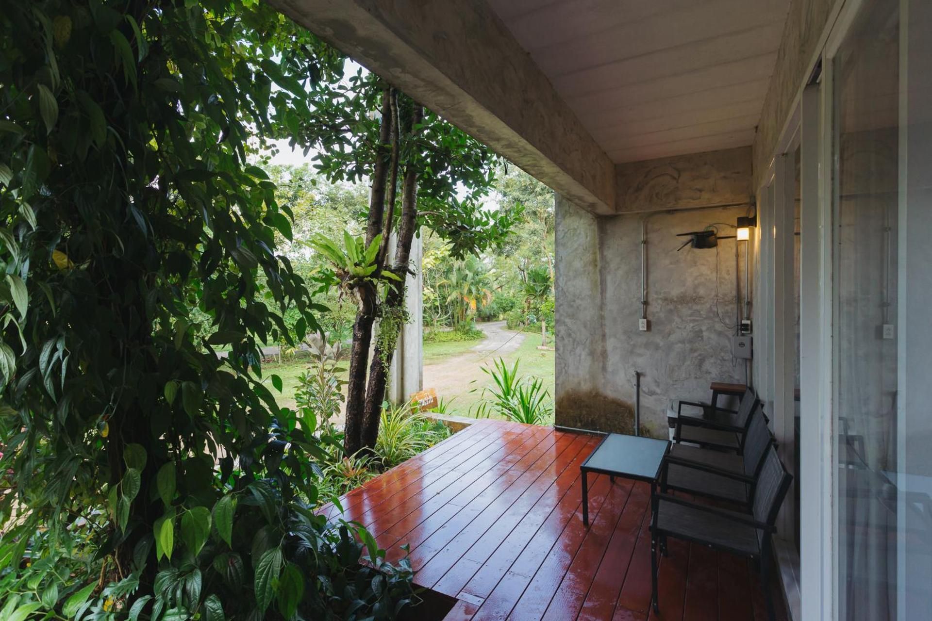 Twin Room with Balcony