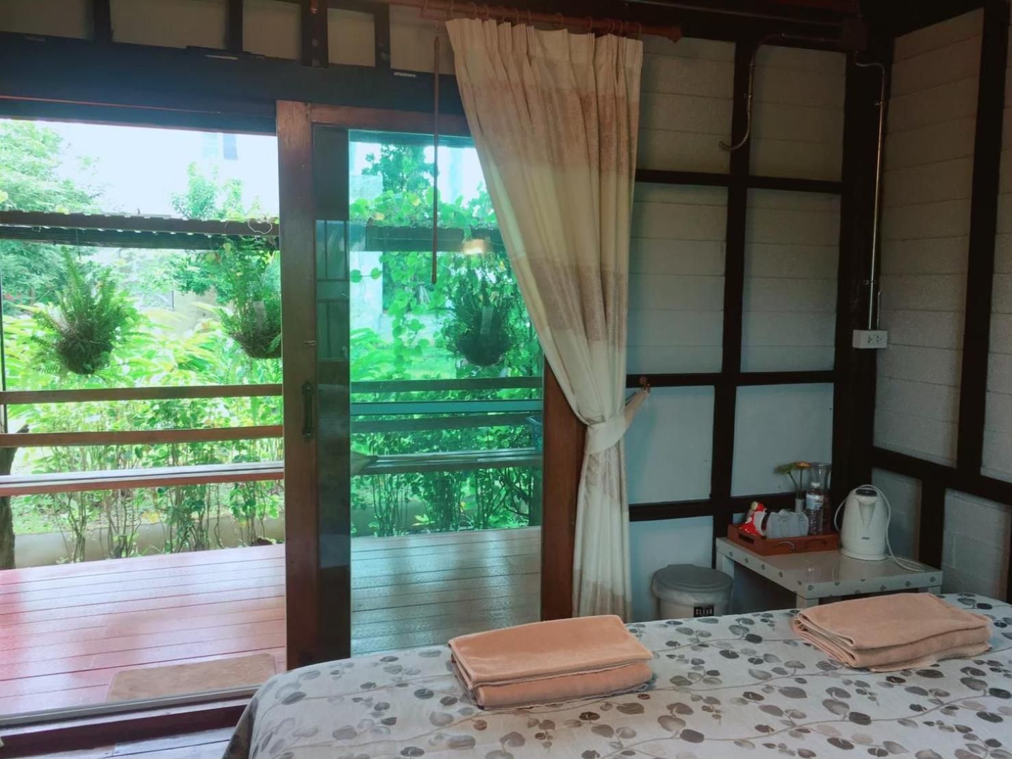 Queen Room with Balcony