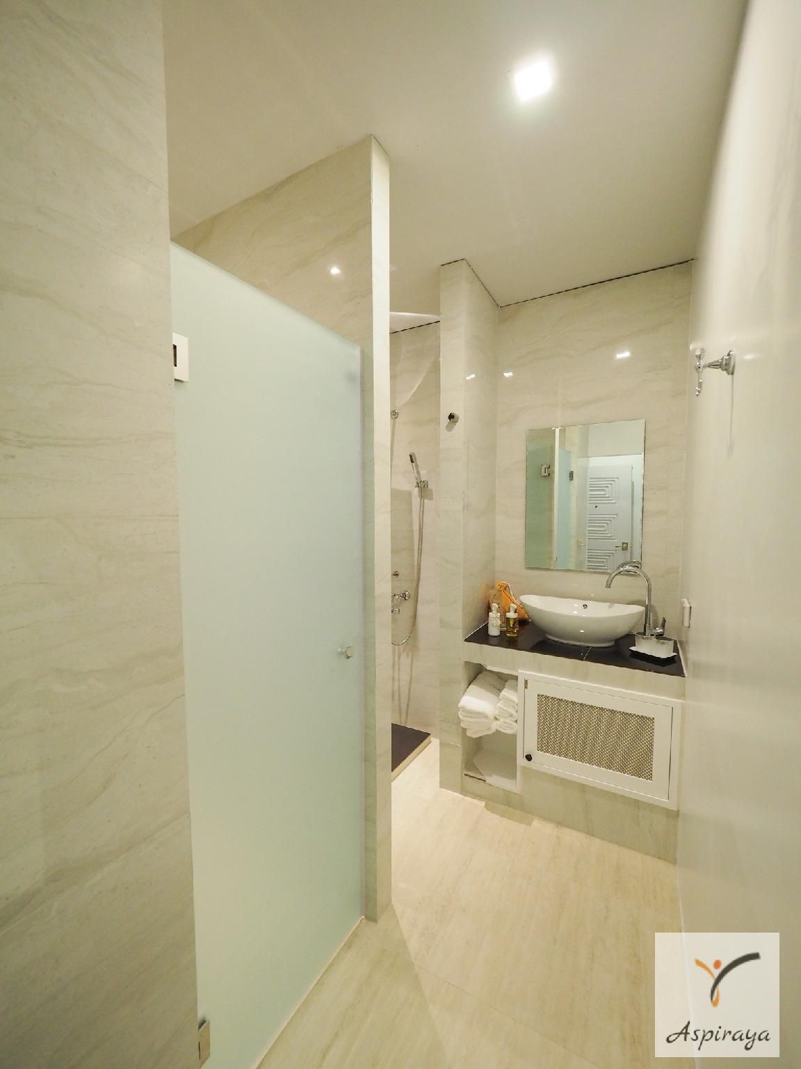 Aspiraya Resort Deluxe Triple Room 3