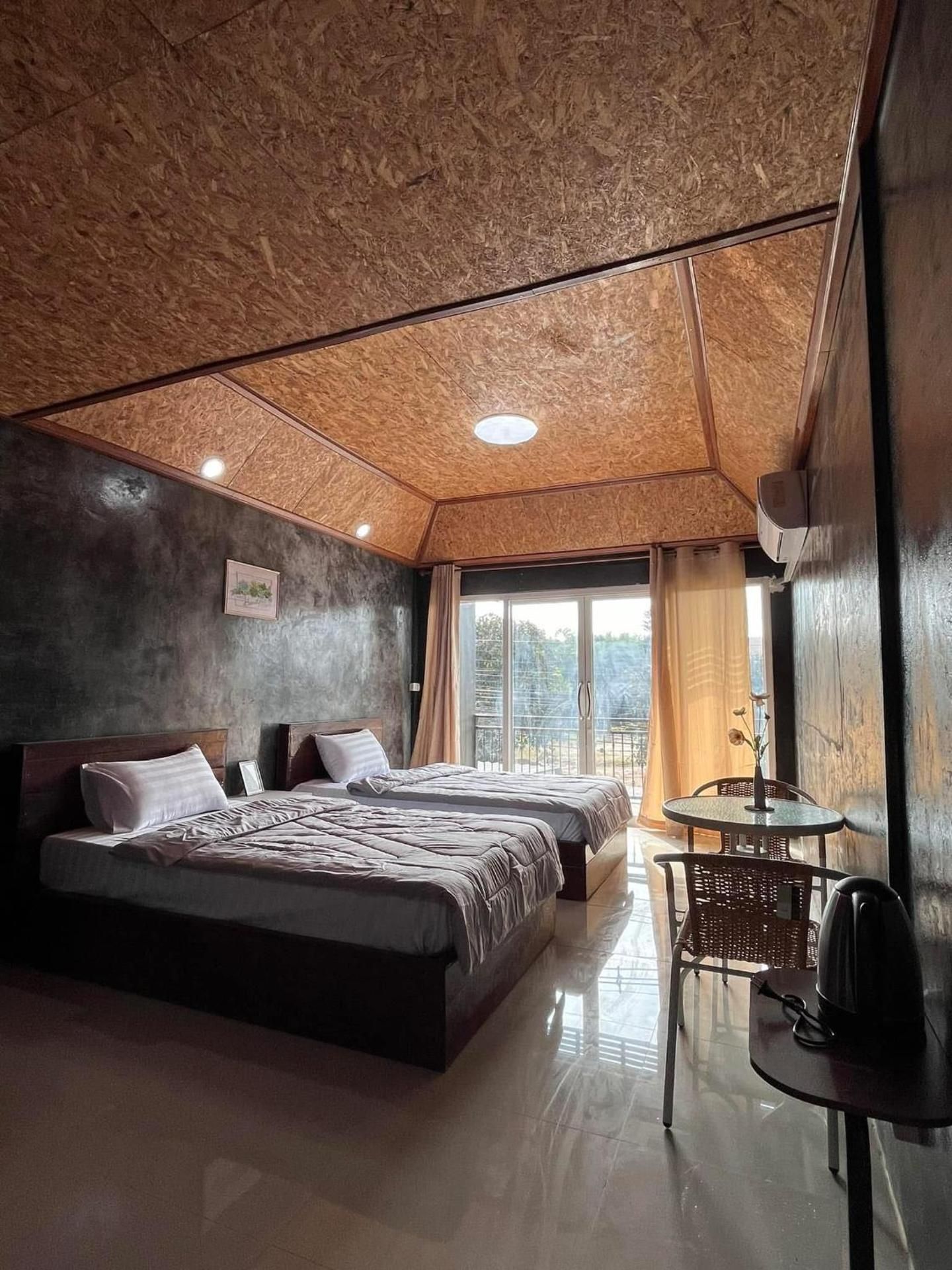 Economy Twin Room