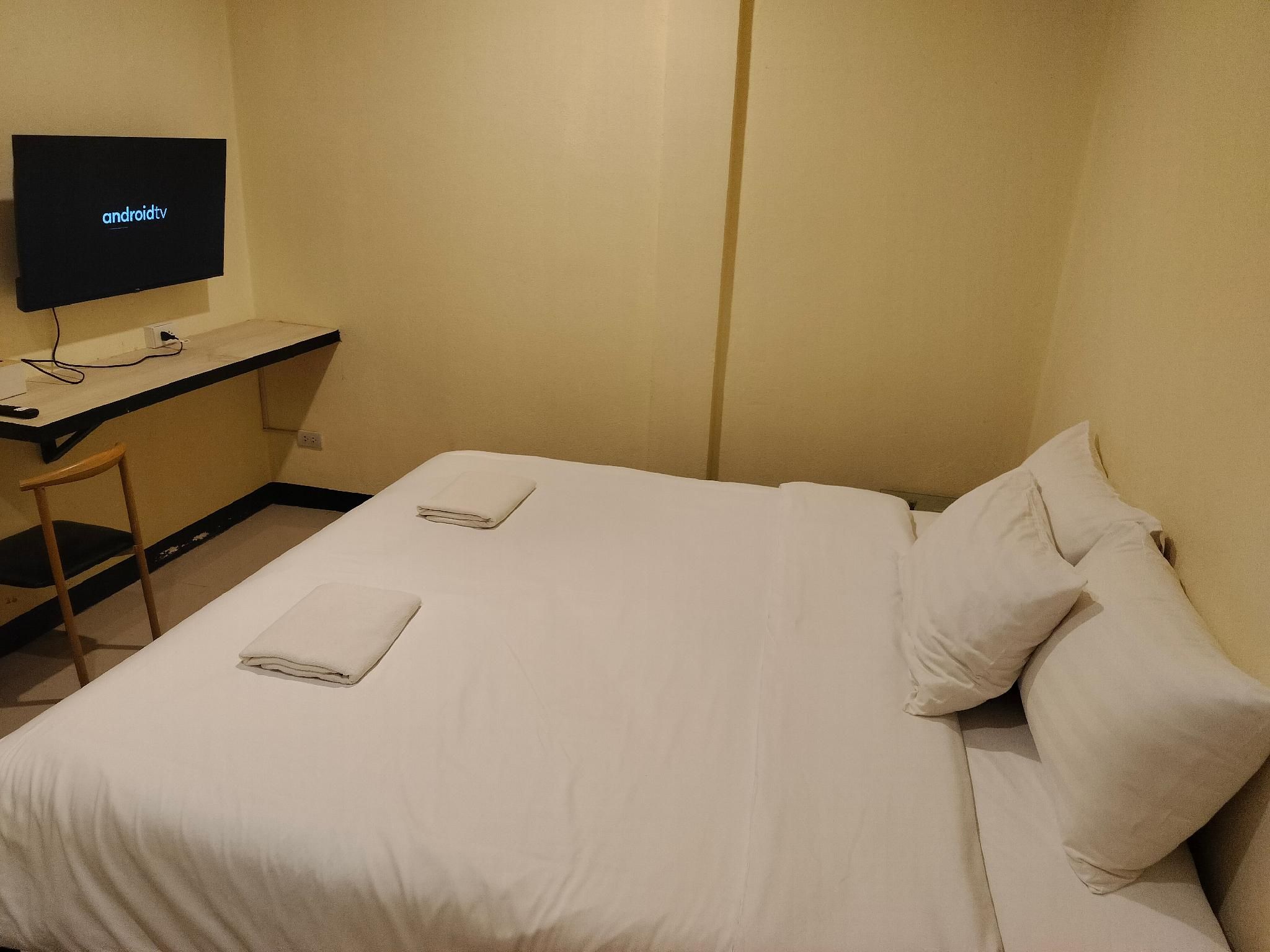 Standard - 1 Bed Double Non-Smoking