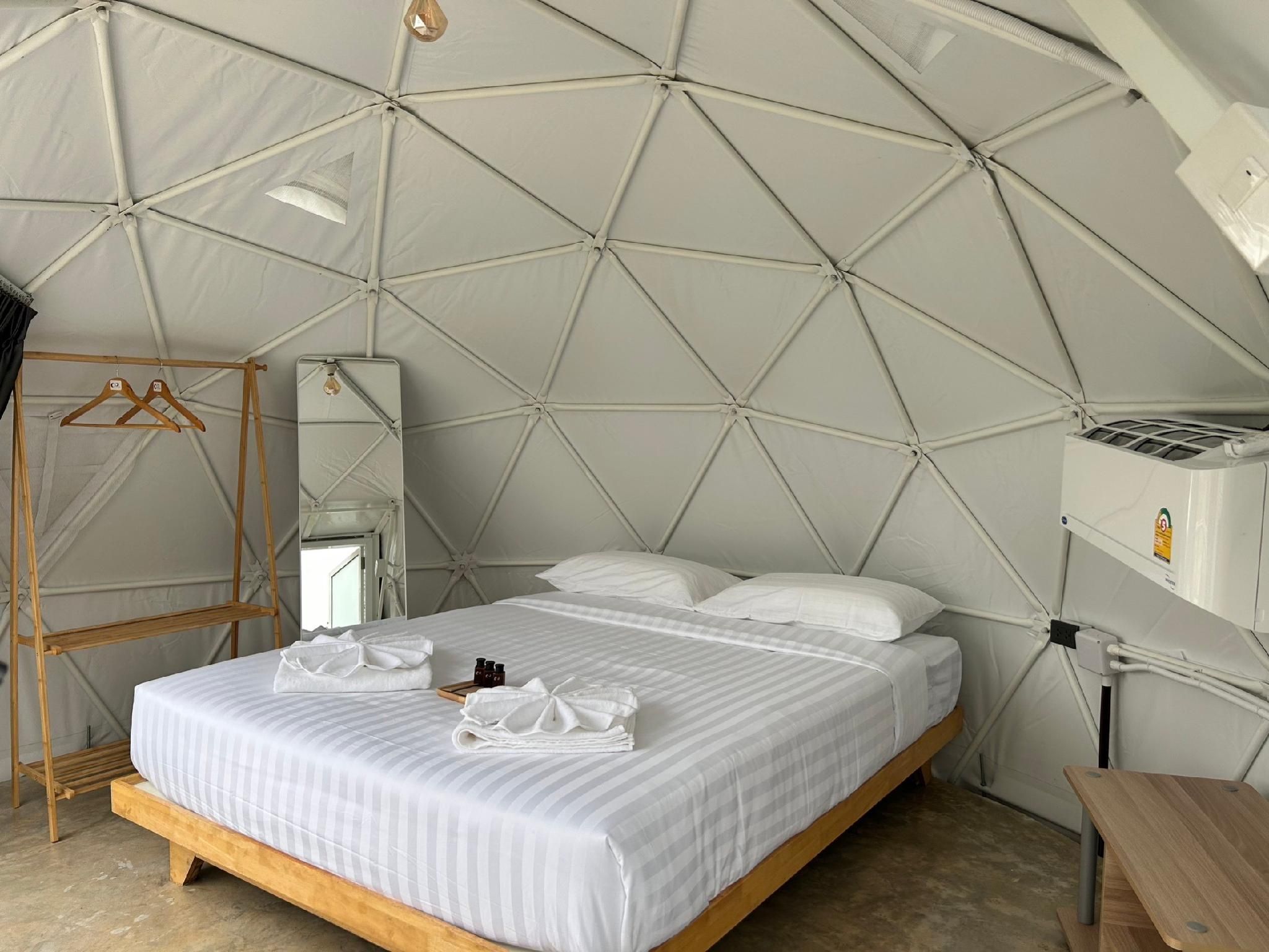 Dome Tent