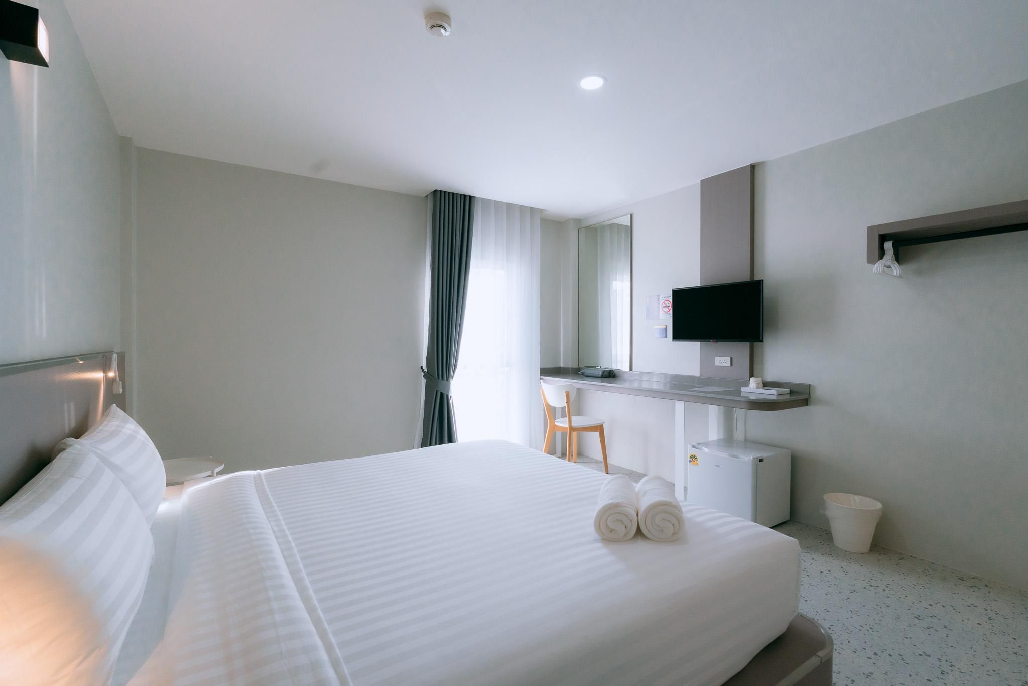 Standard King Room