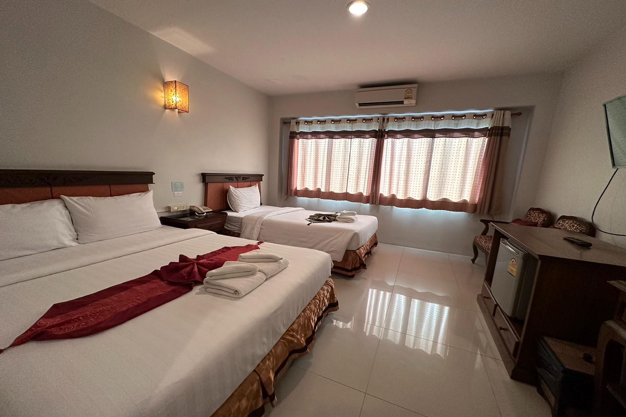 Superior Triple Room