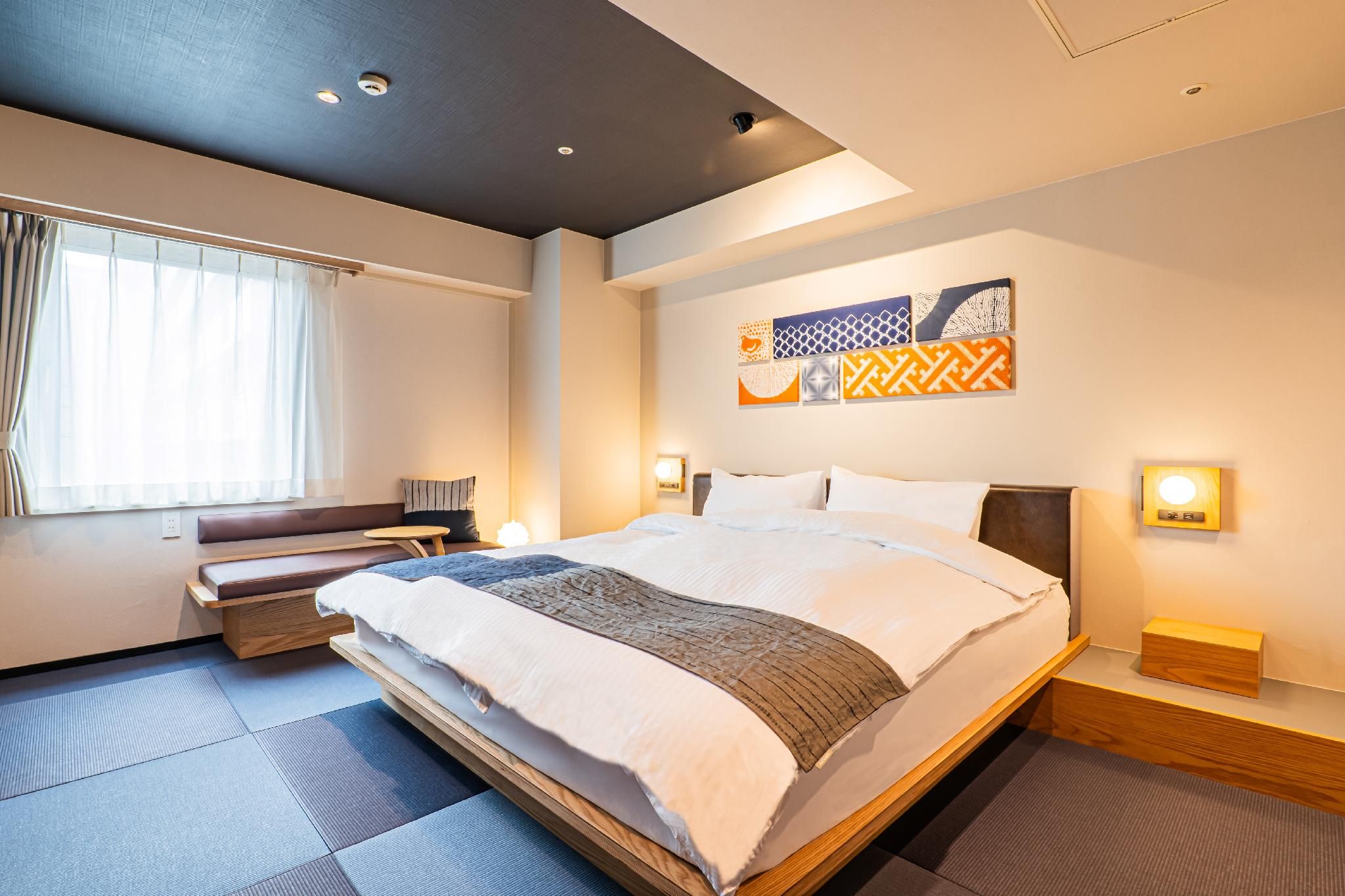 Double King Room - Non-Smoking