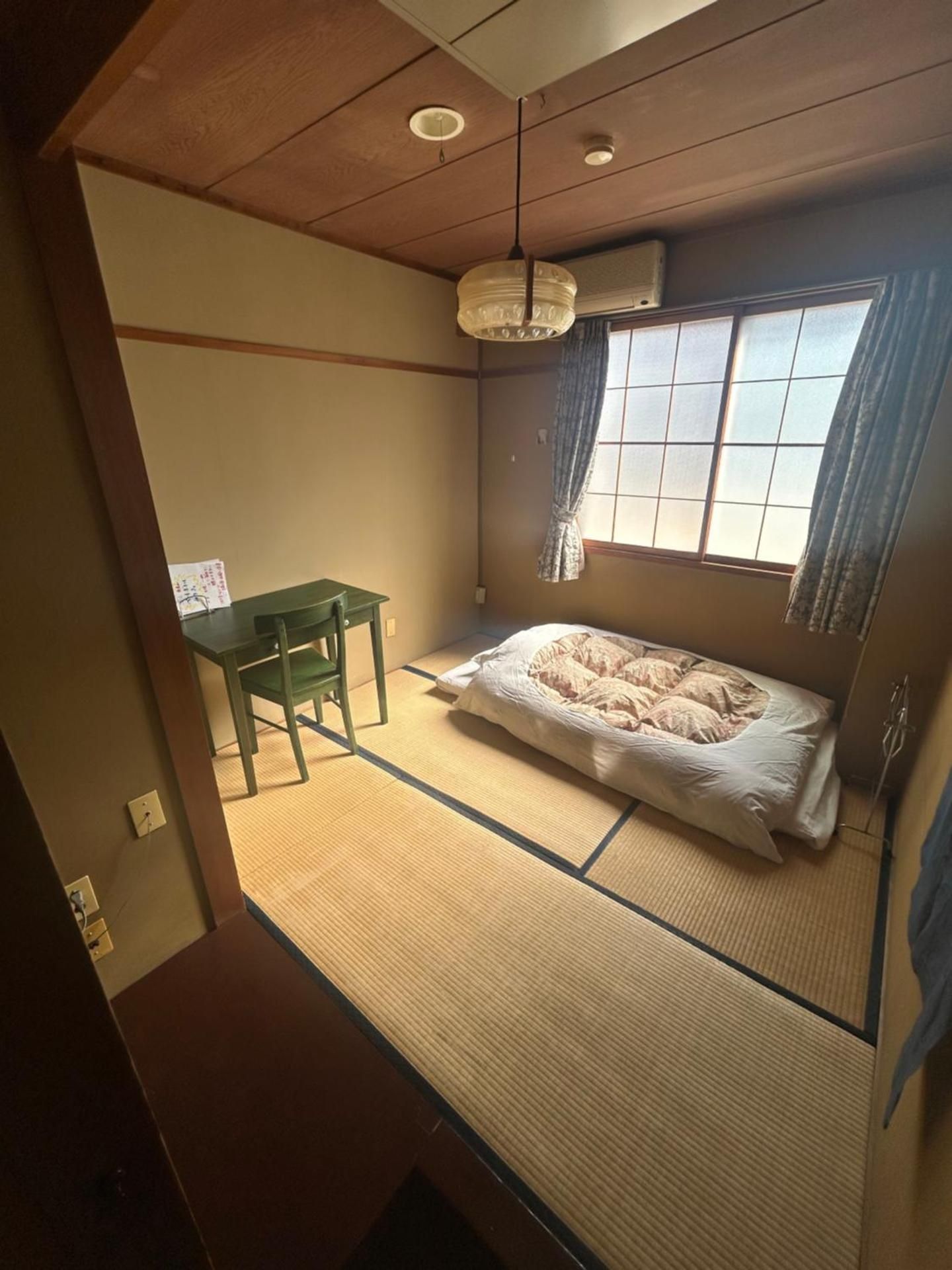 Single Room with Shared Bathroom