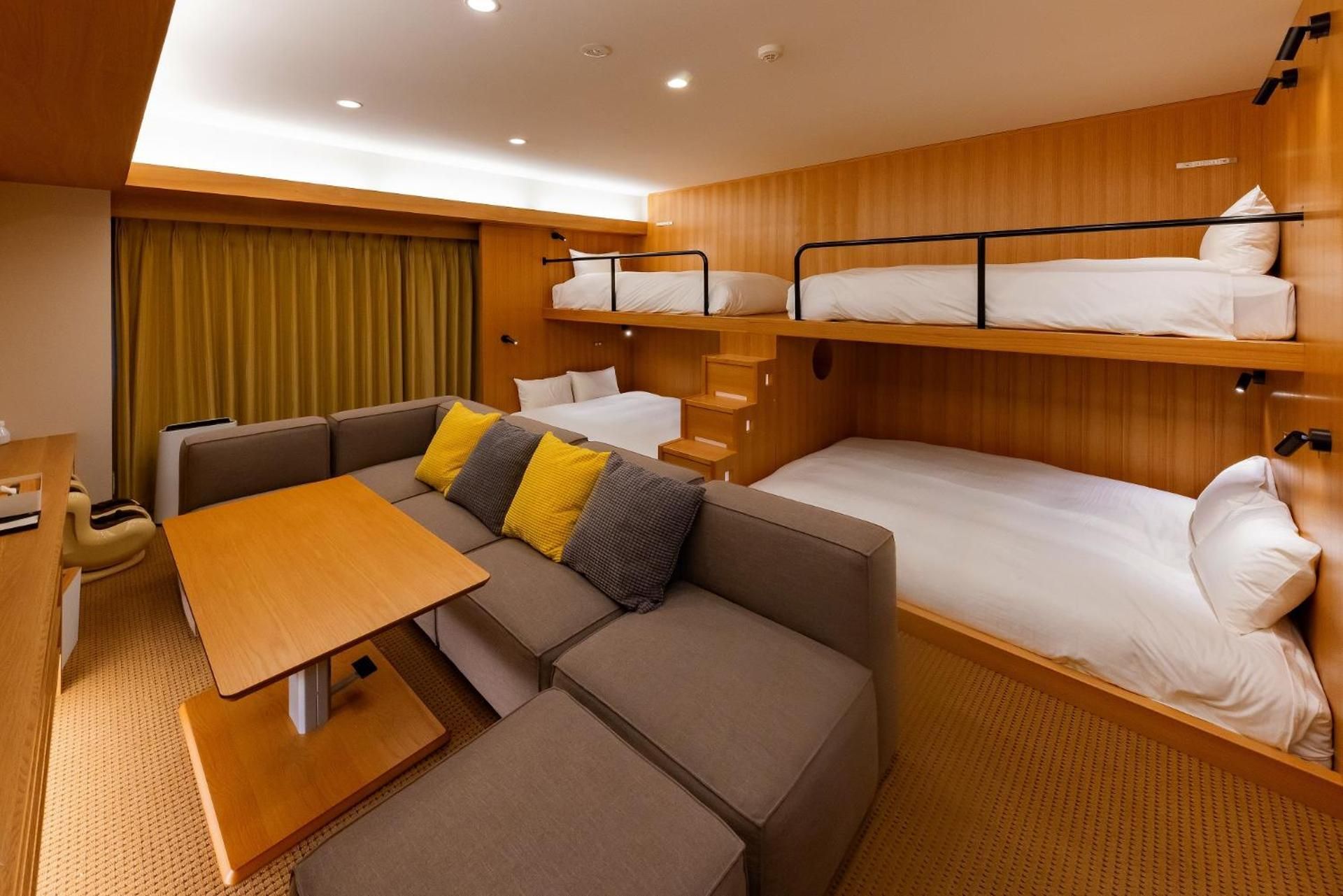 Deluxe Room B 6 Guests