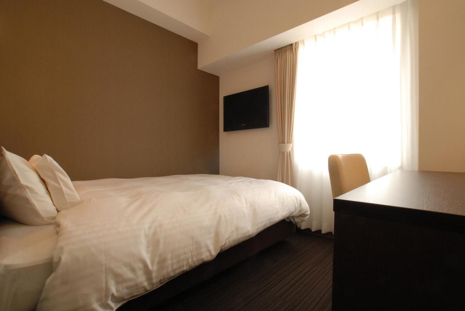 Single Room - Non-Smoking