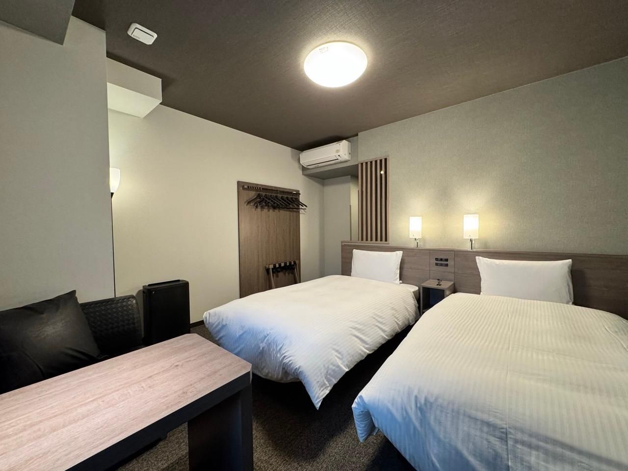 Twin Room - Smoking, E-Cigarettes Only