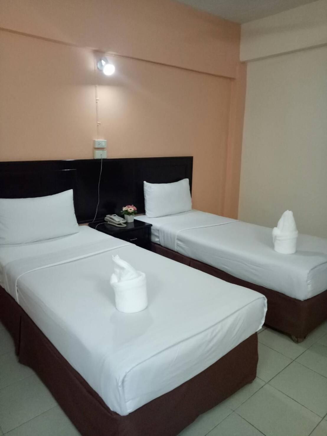 Centerpoint Hotel TWIN