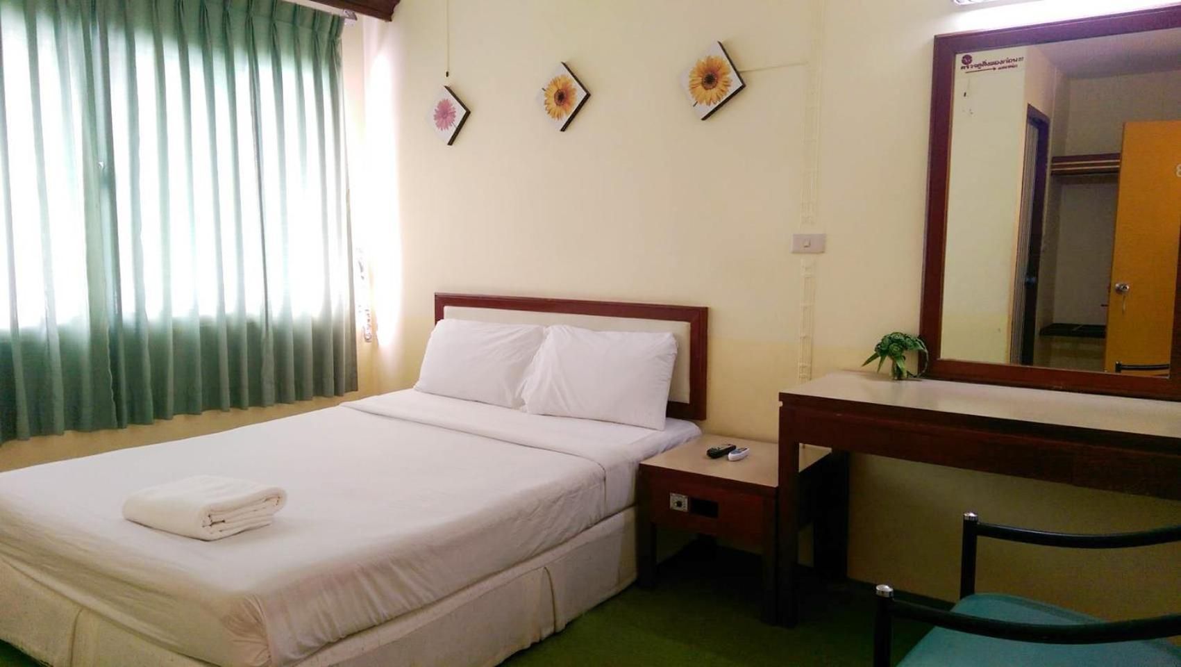 Wattana Trang Hotel Standard Room