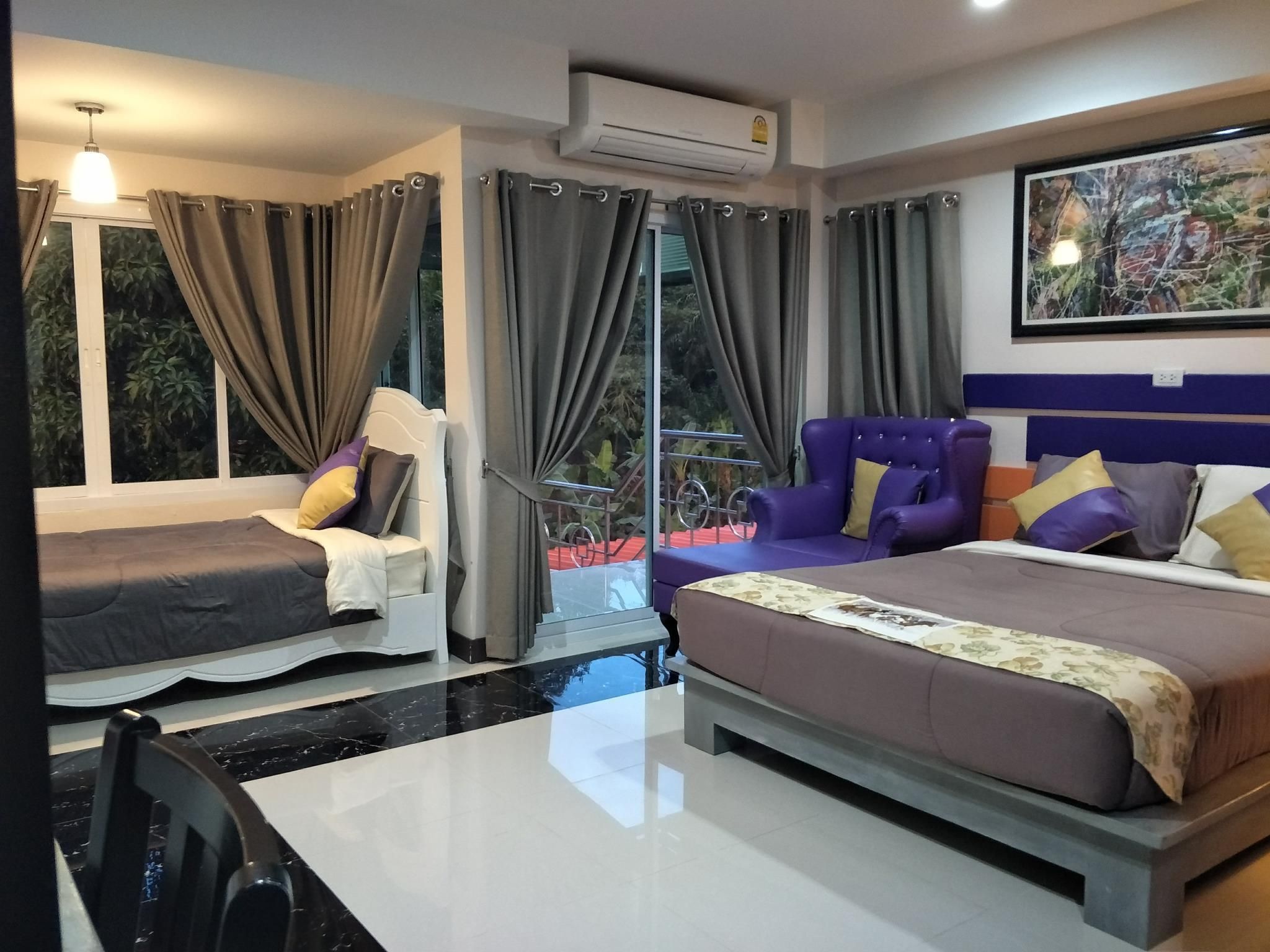 Raiwin Place Superior Room