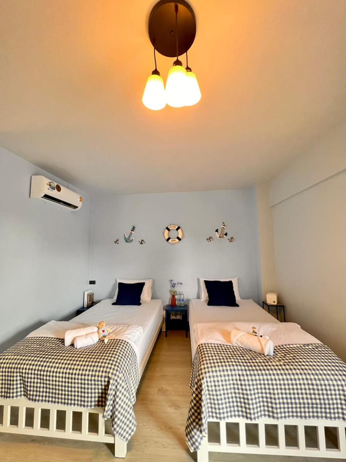 Triple J hotel Trang Double or Twin Room with Private Bathroom