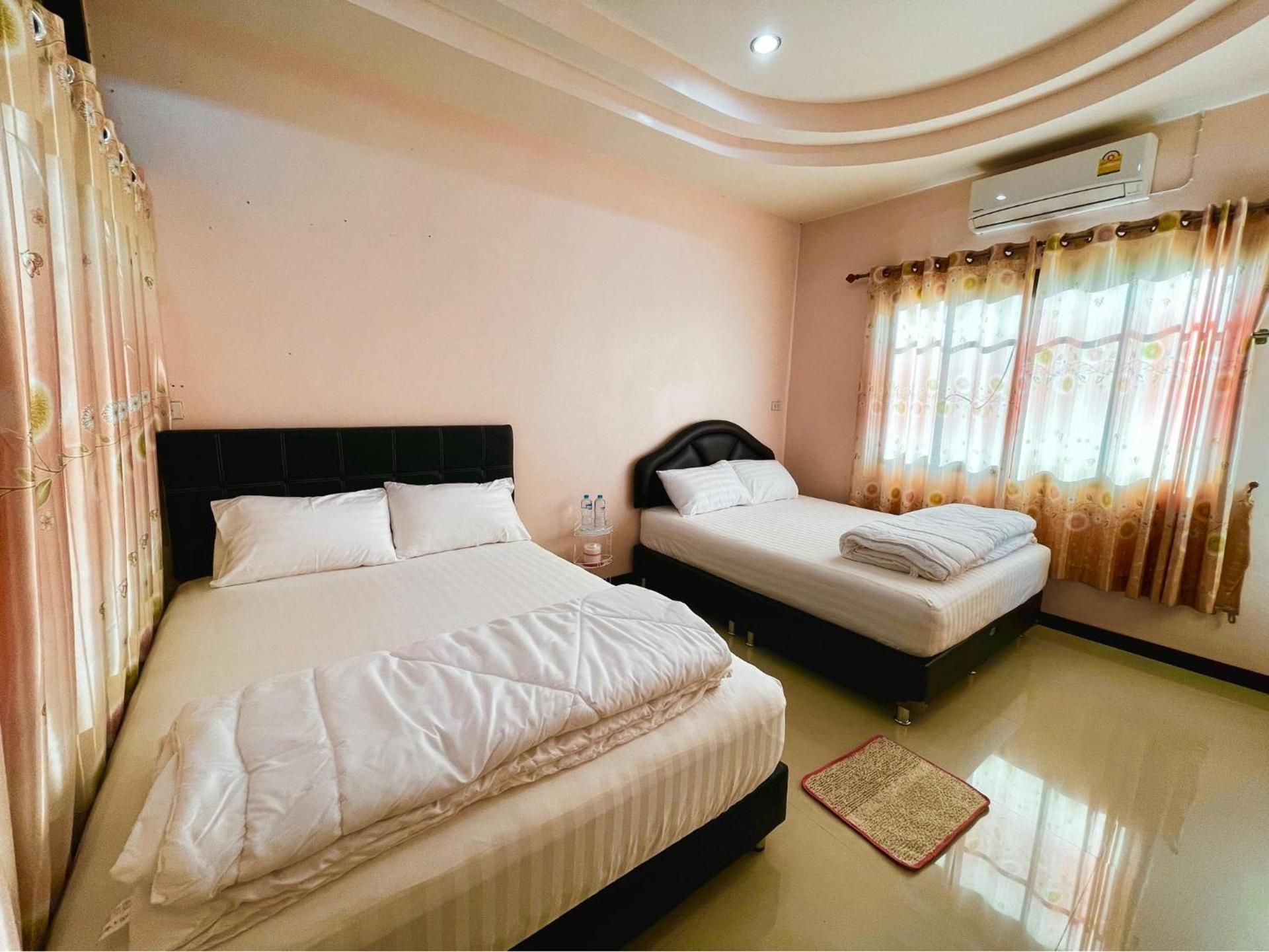 Standard Queen Room with Two Queen Beds