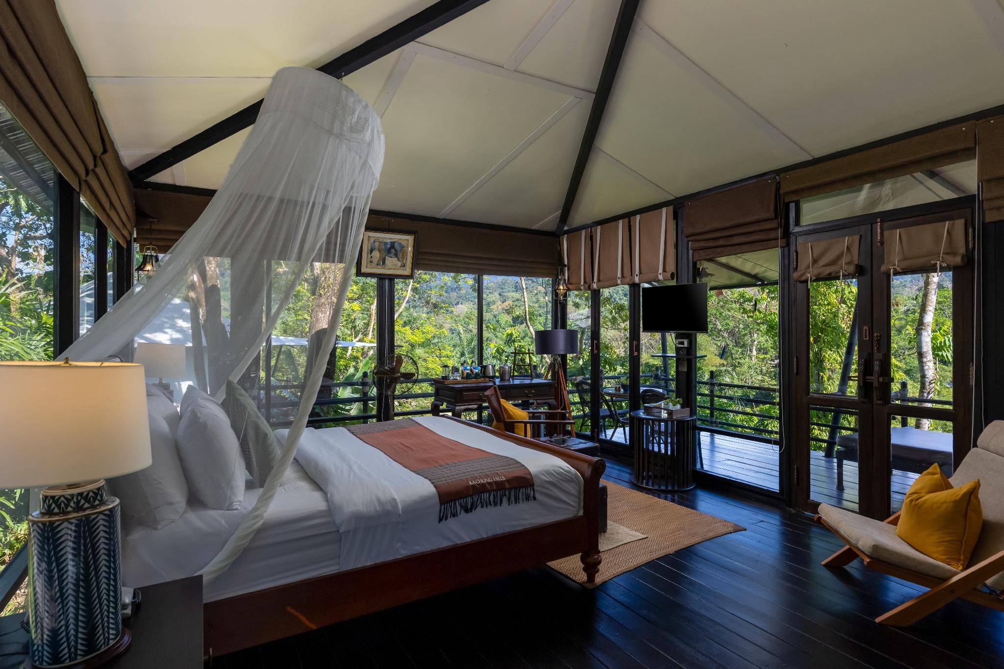 Kachonghills Tented Resort Trang Luxury Tent with Bathtub