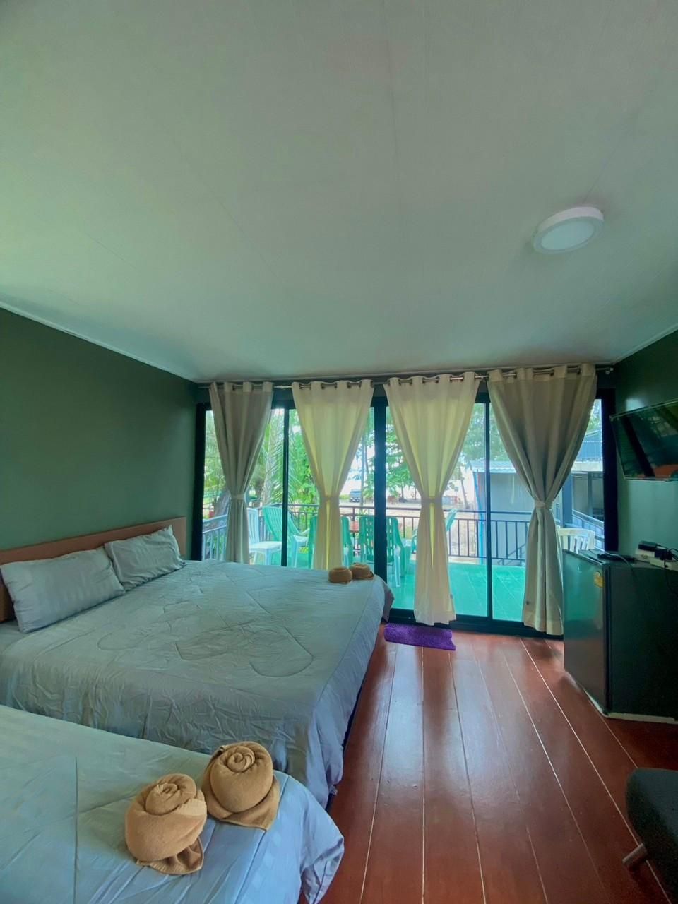 Family Deluxe Sea View
