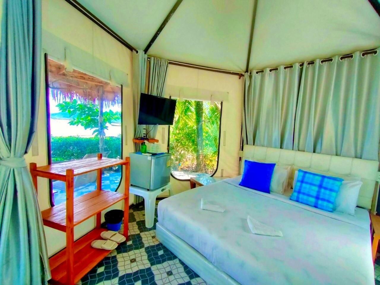 Mook Montra Resort Sea Front Tent
