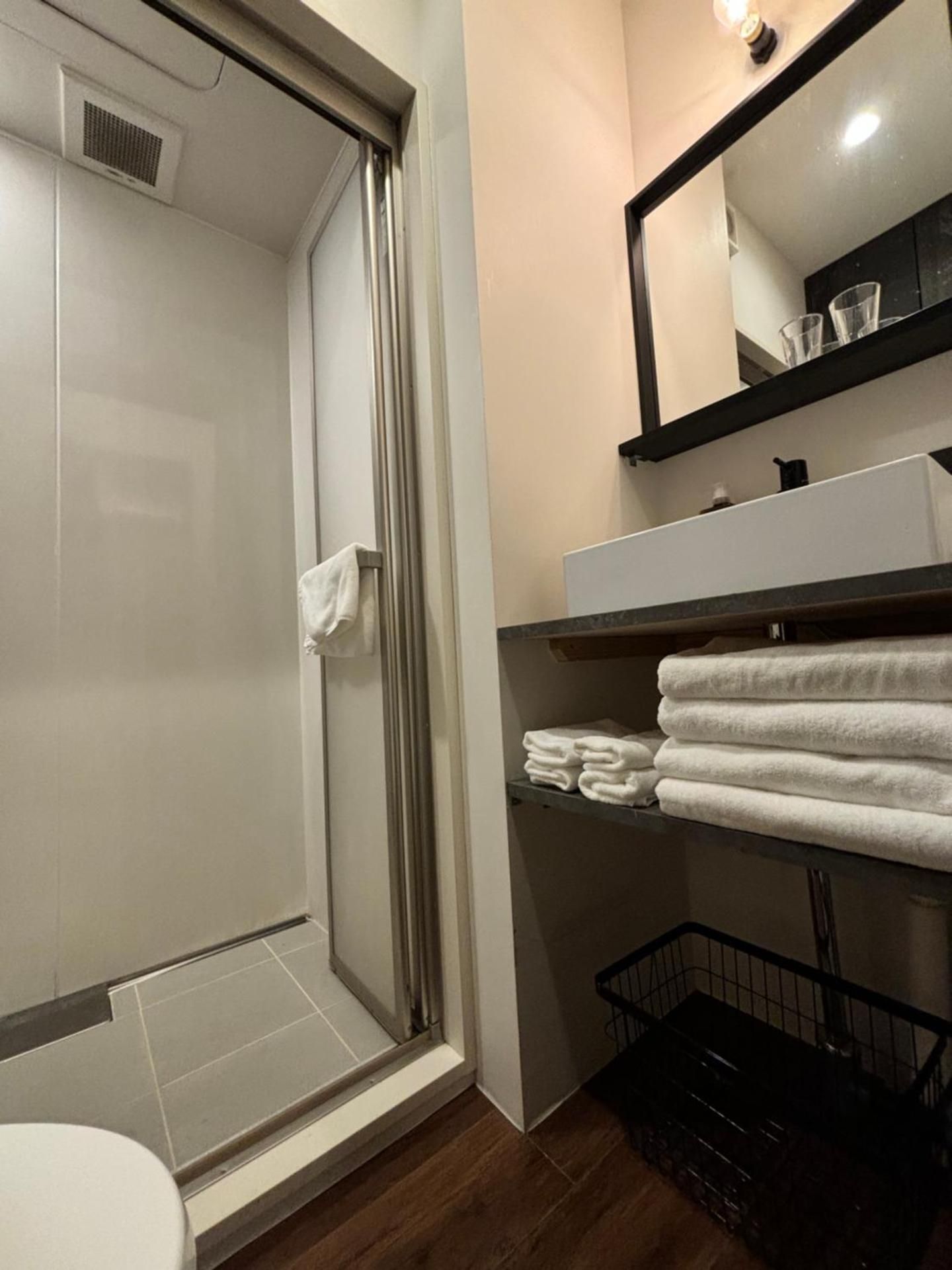 Economy Twin Room