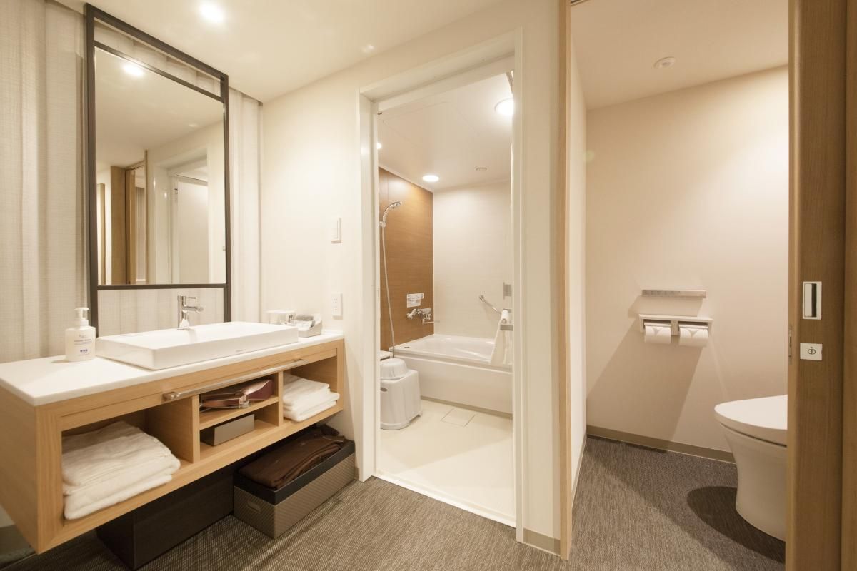 Moderate Twin Room for 3 People - Non-Smoking