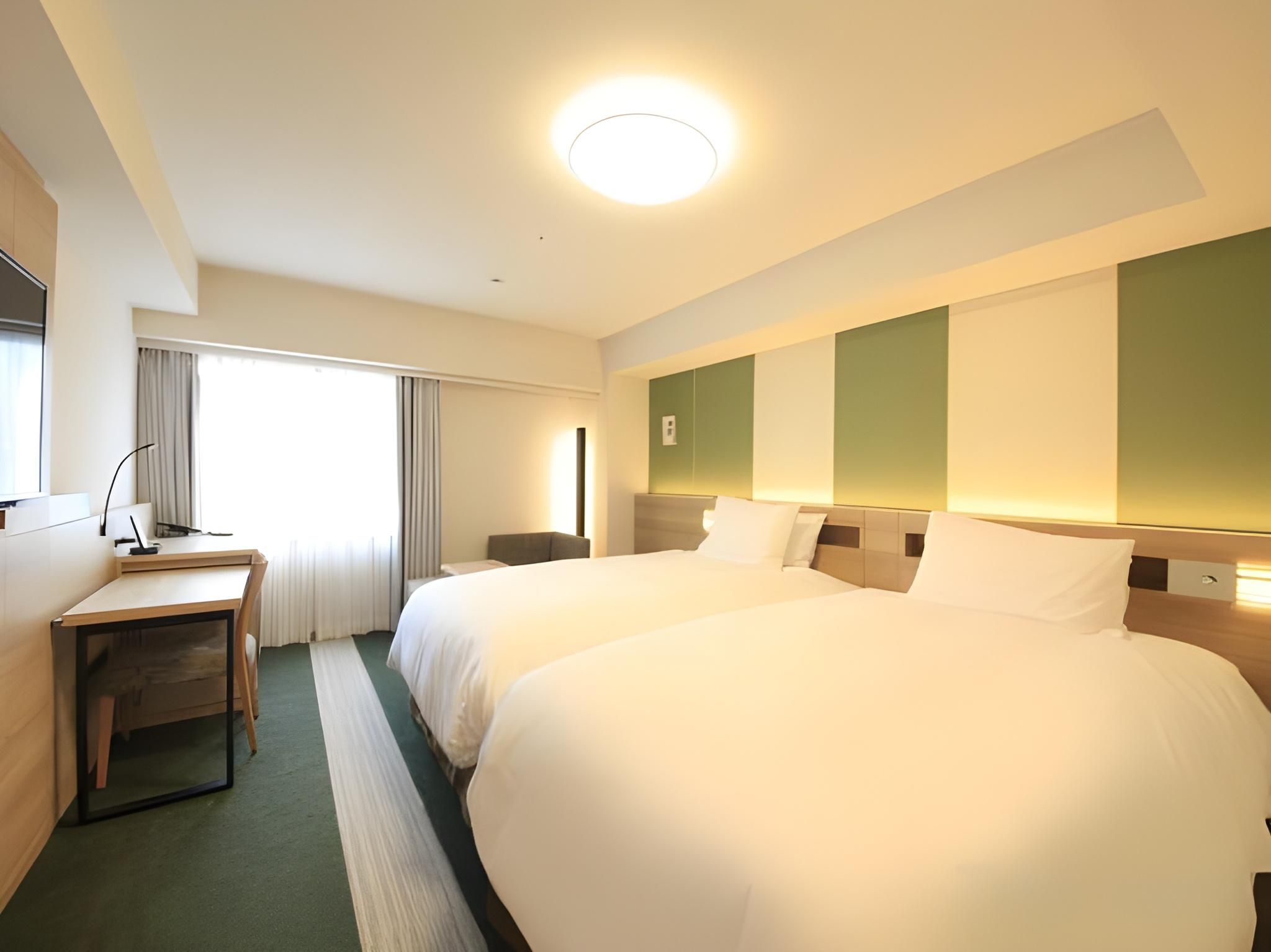 Moderate Twin Room for 3 People - Non-Smoking