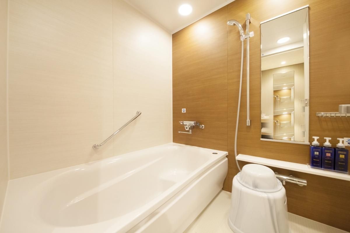 Moderate Twin Room for 3 People - Smoking