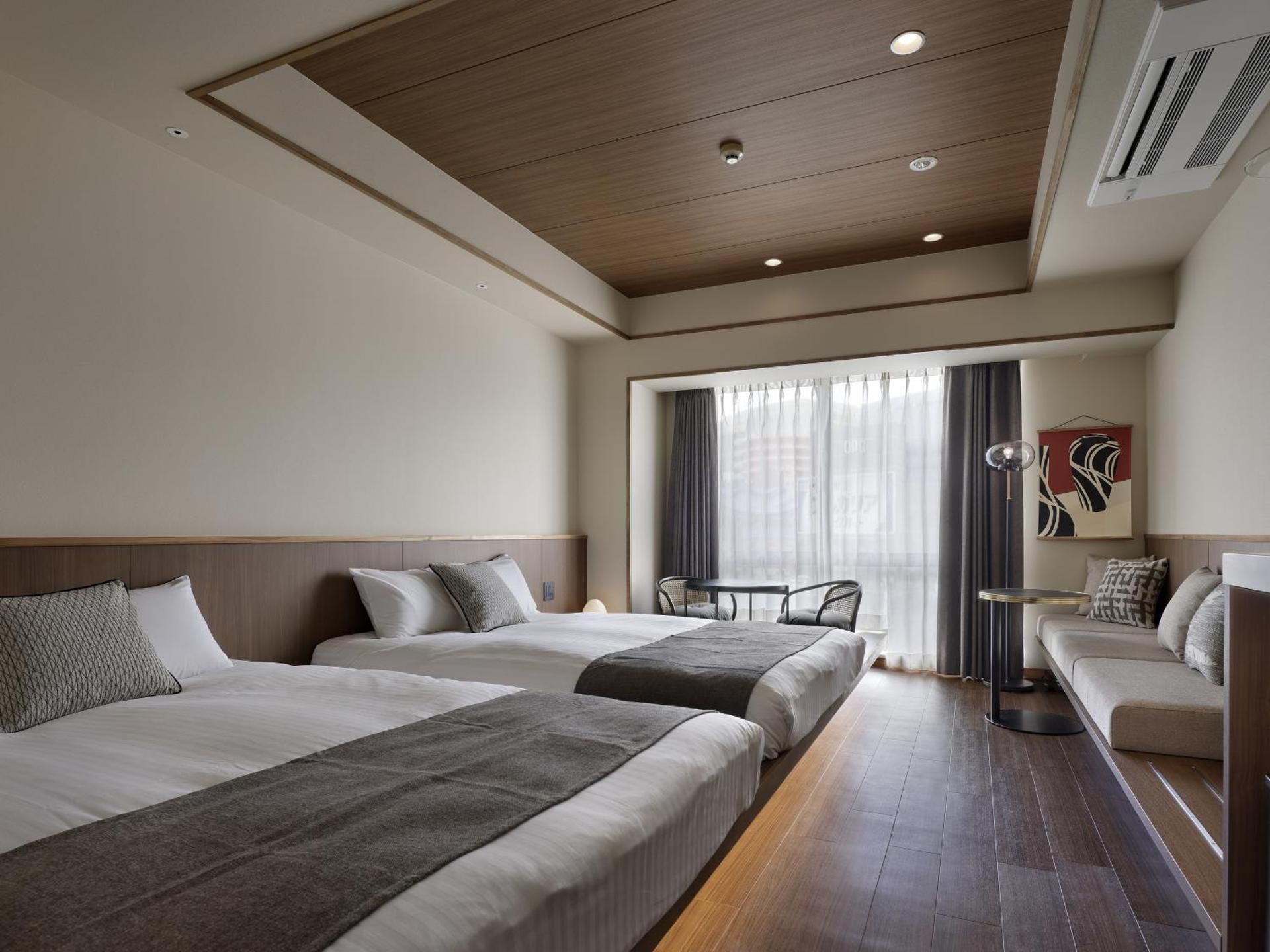 Standard Twin Room with River View