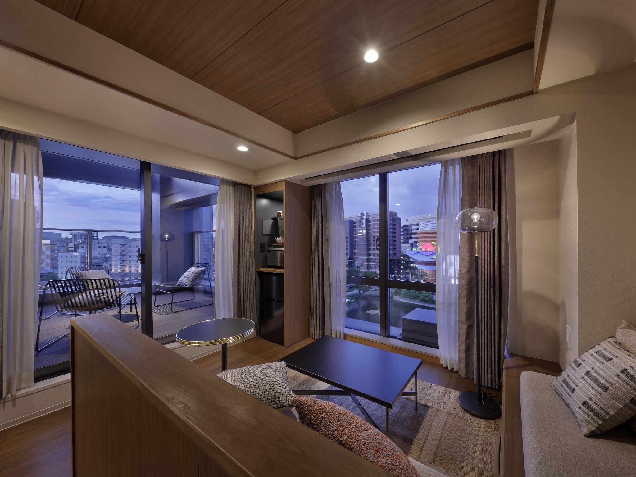Deluxe Triple Room with Terrace