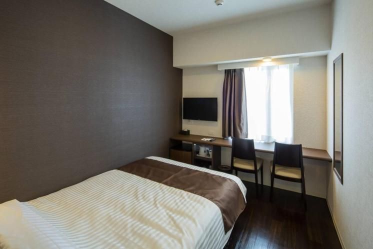 Semi Double Room - Non-Smoking