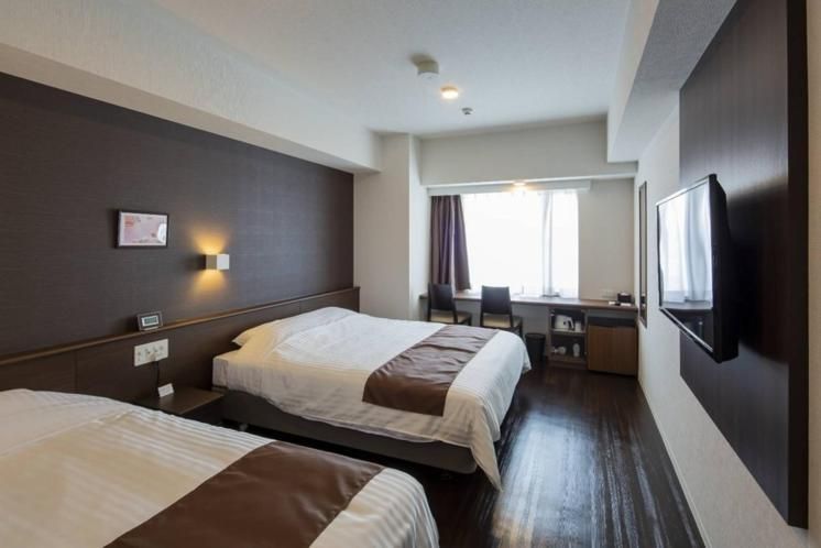 Twin Room - Non-Smoking - Lower Floor (3Adults)