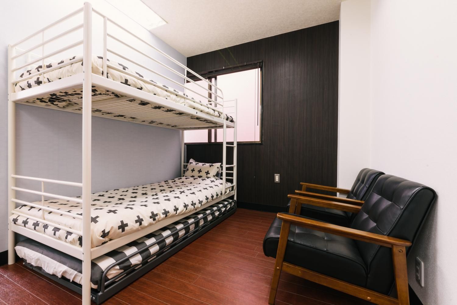 Economy Triple Room with Shared Bathroom
