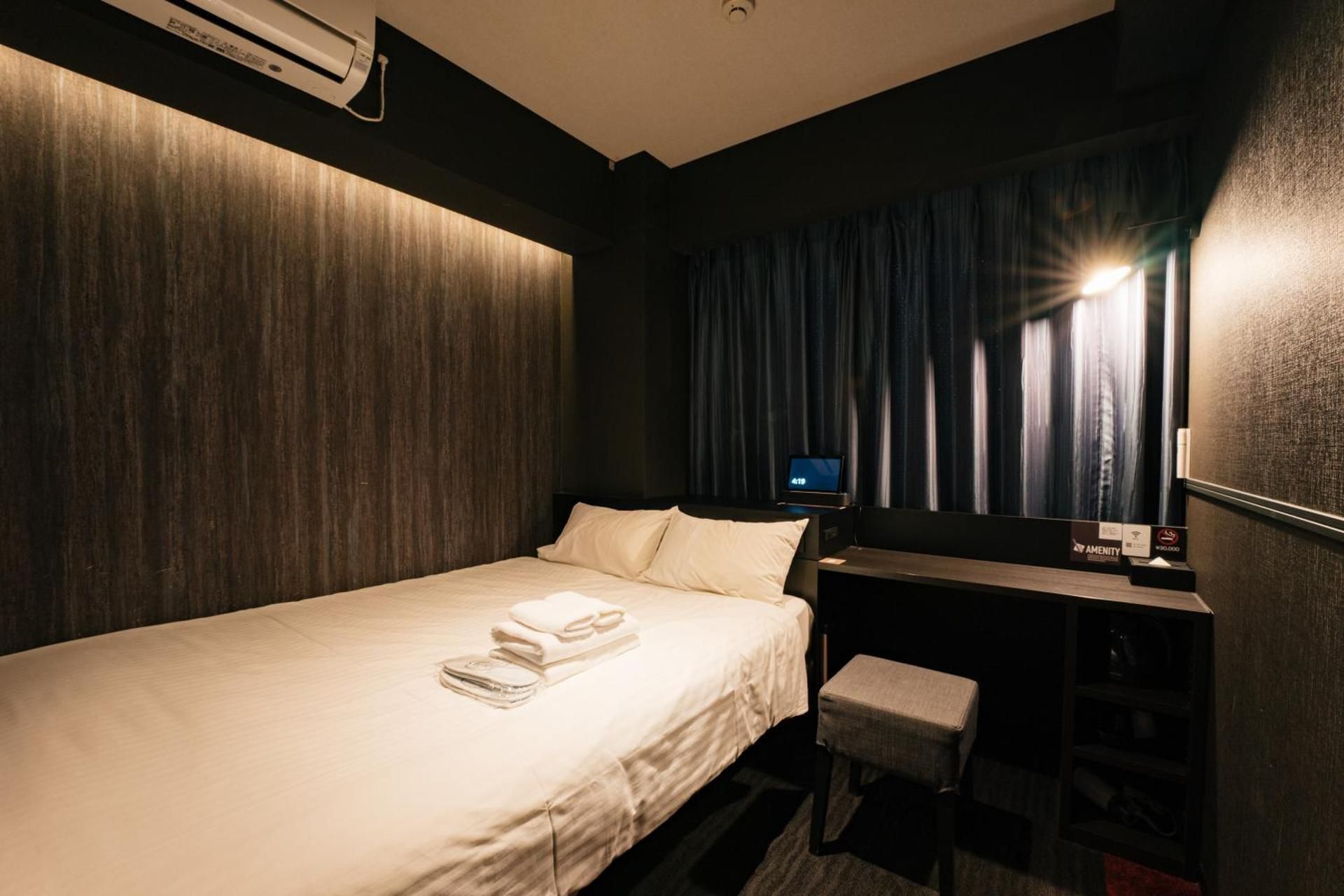 Standard Double Room - Non-Smoking - No Cleaning for Consecutive Night Stays
