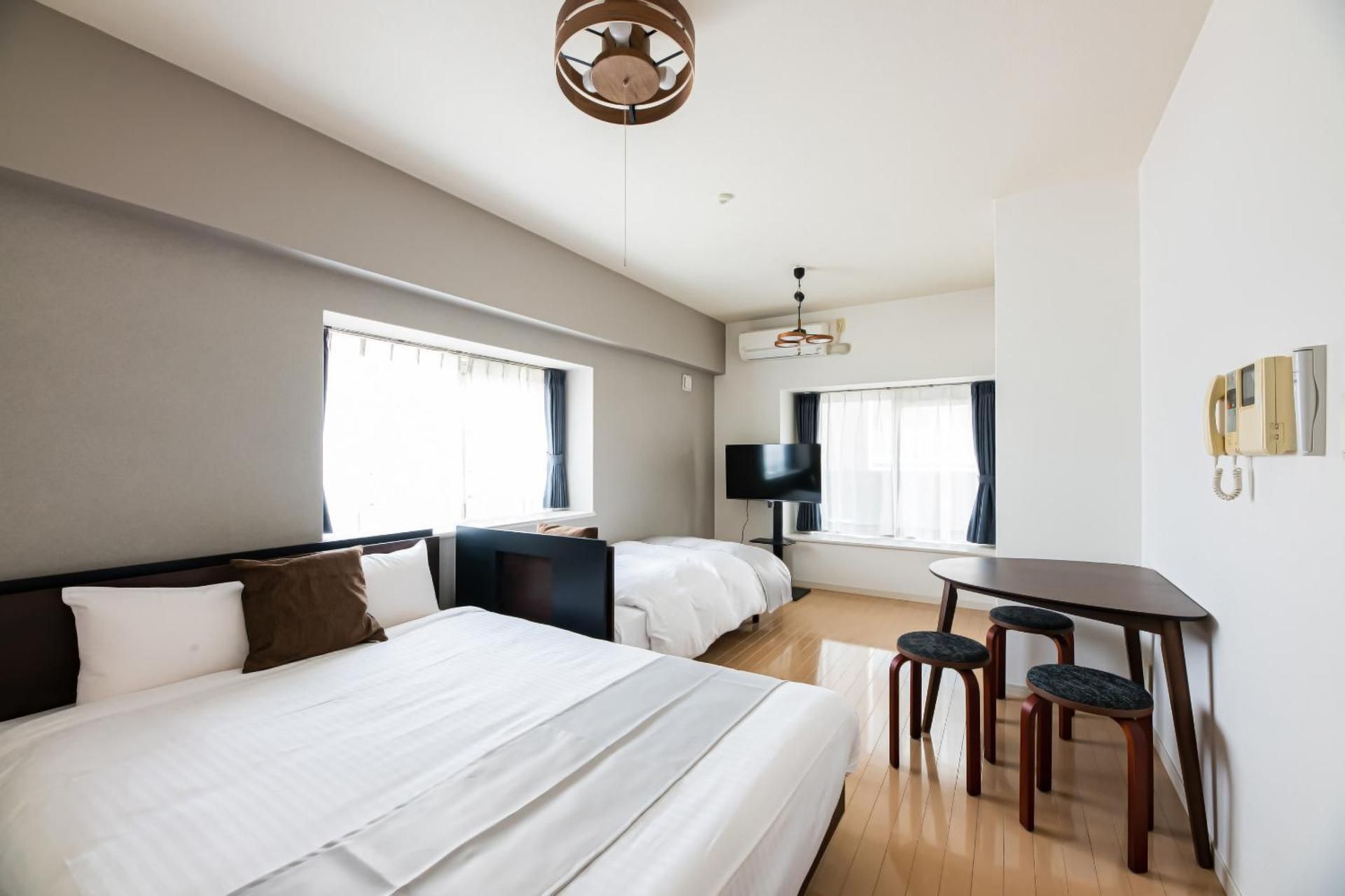 Standard Room (1 Double Bed and 1 Single Bed) with Kitchen - Non-Smoking - Cleaning Fee Extra
