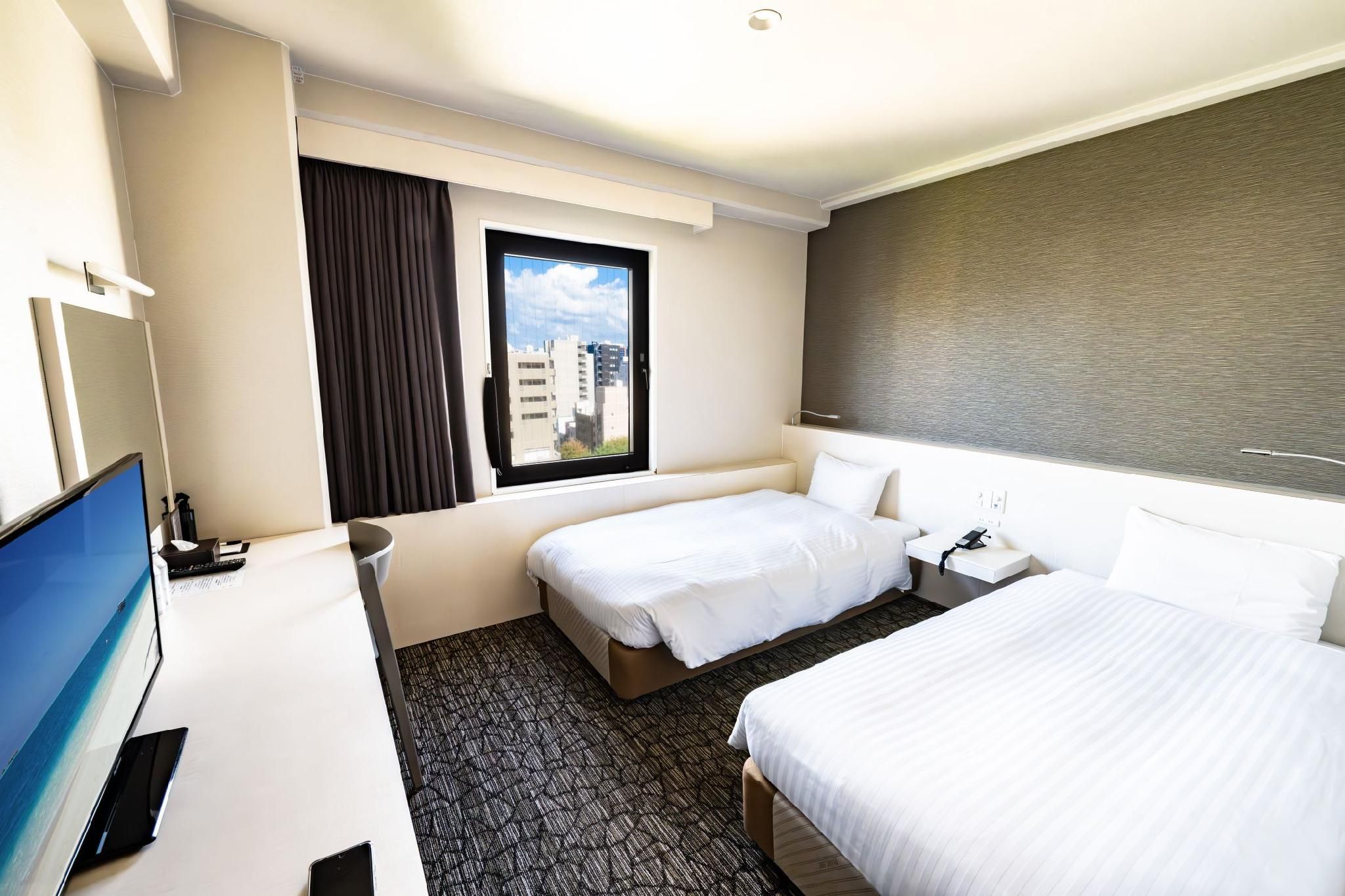 Twin Room - Non-Smoking