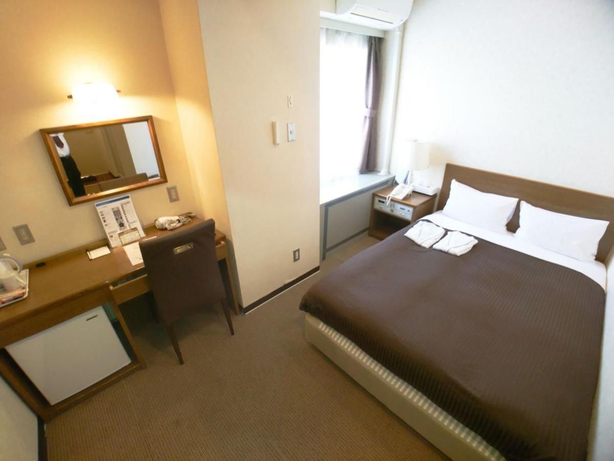 Bed 140cm - Double - Smoking