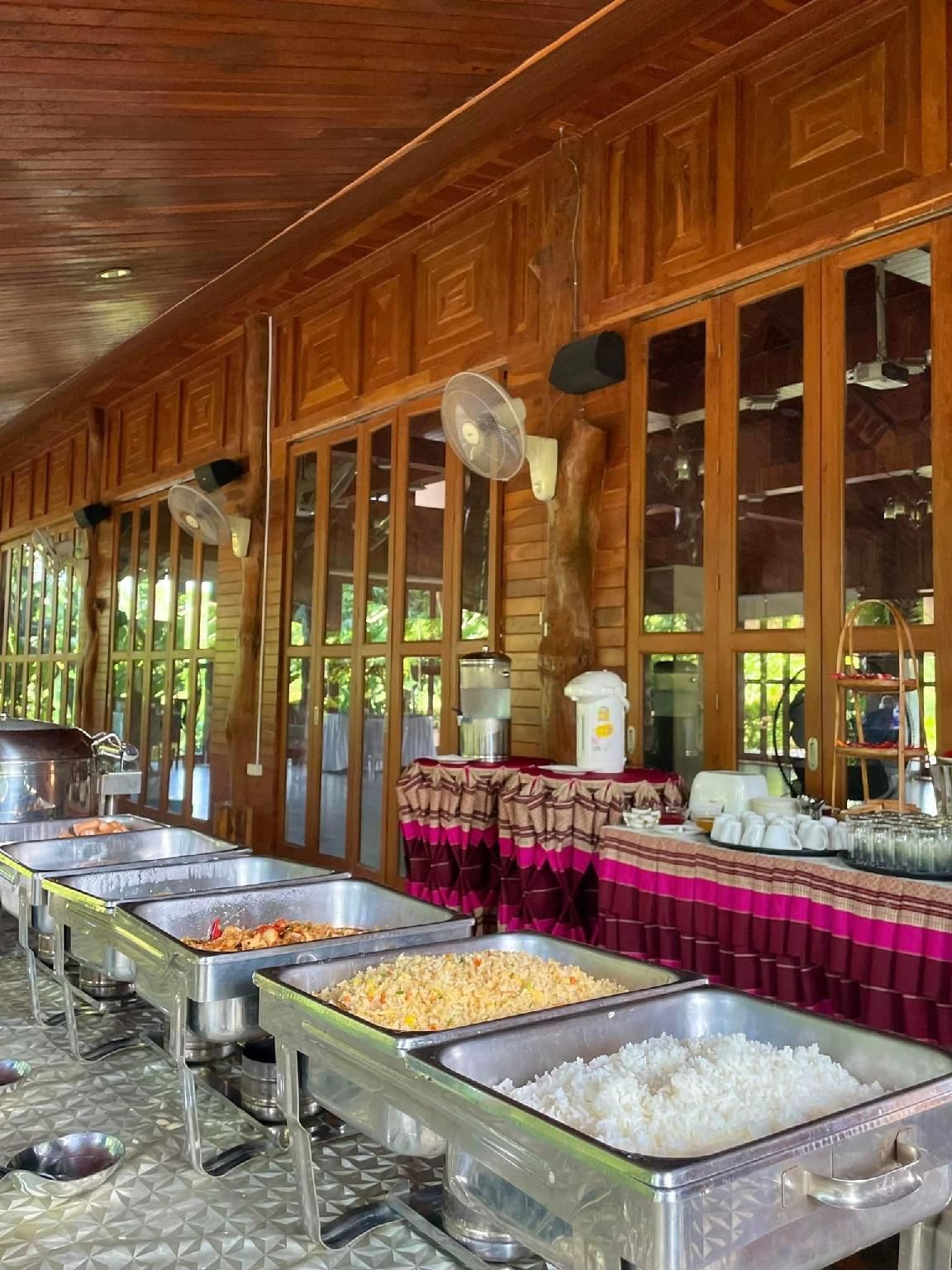 โรงแรมมายารีสอร์ท
