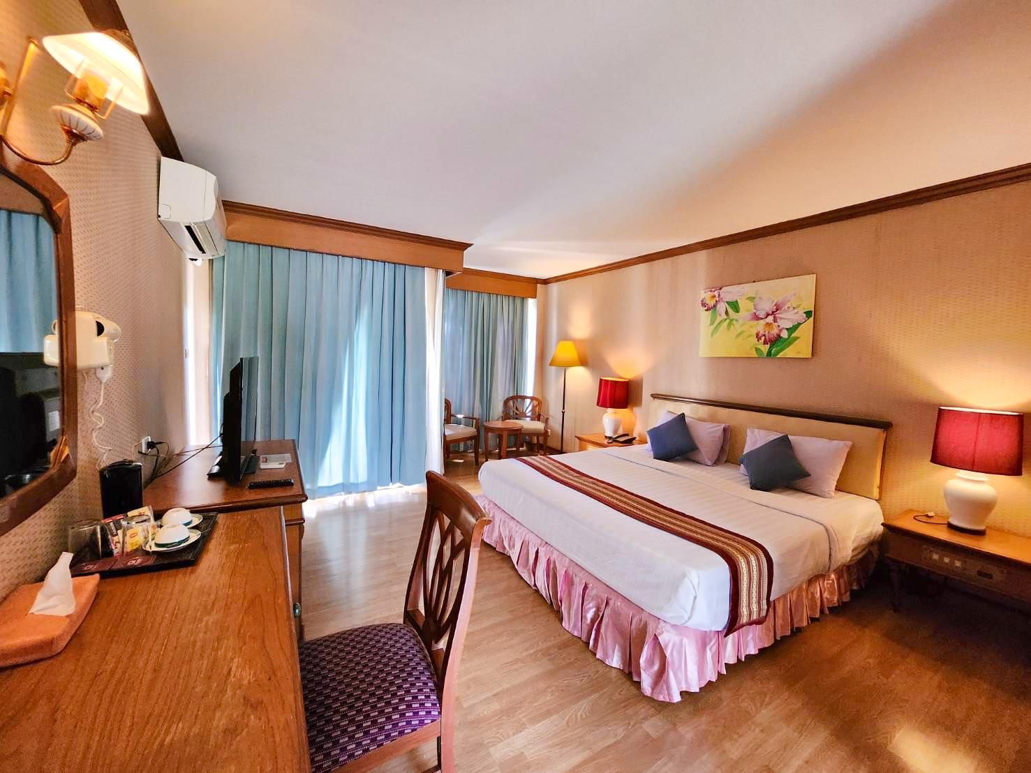 Ubonburi Hotel Superior Double Room for 2 People - Non-Smoking