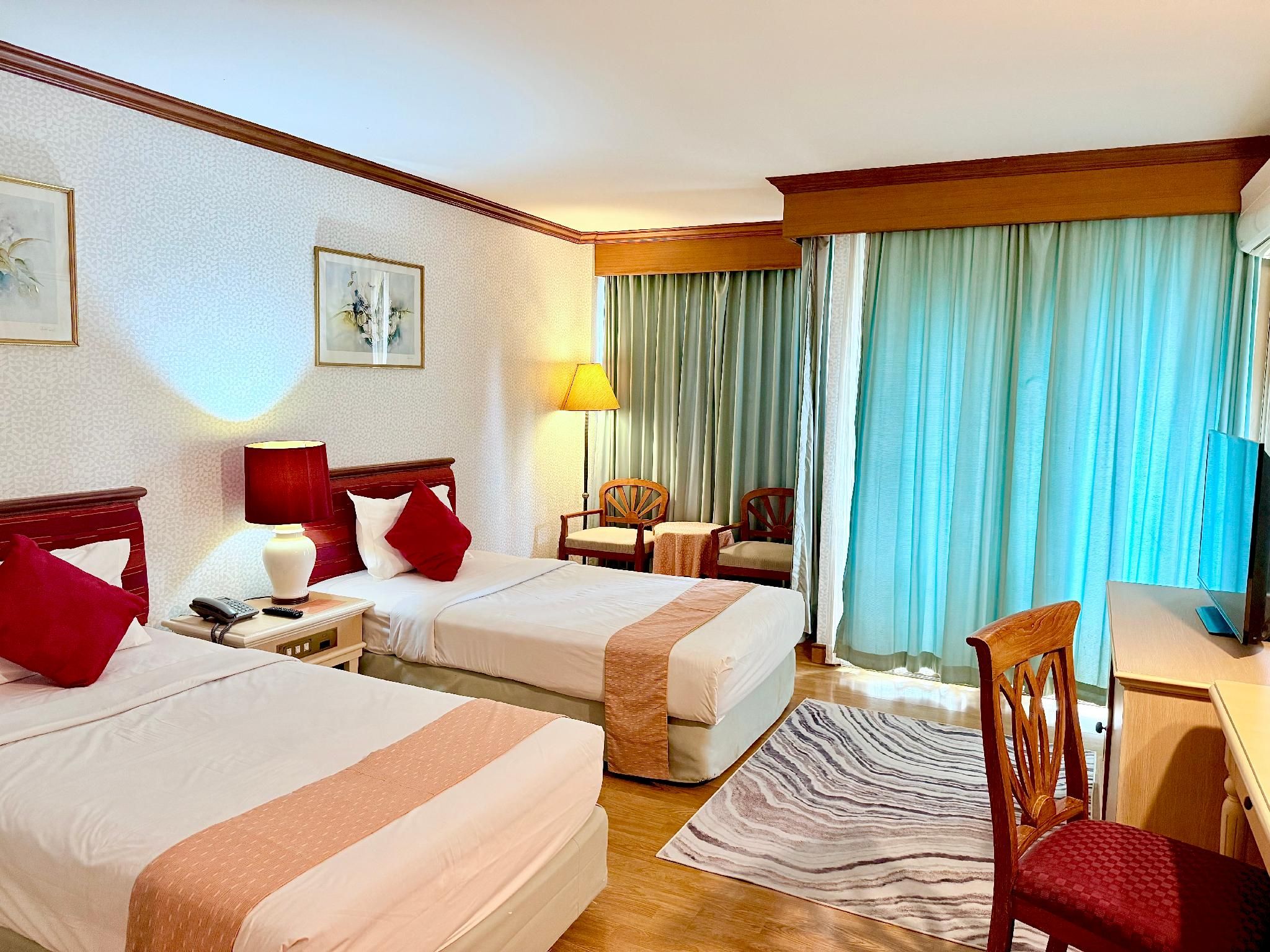 Superior Twin Room for 2 People - Non-Smoking